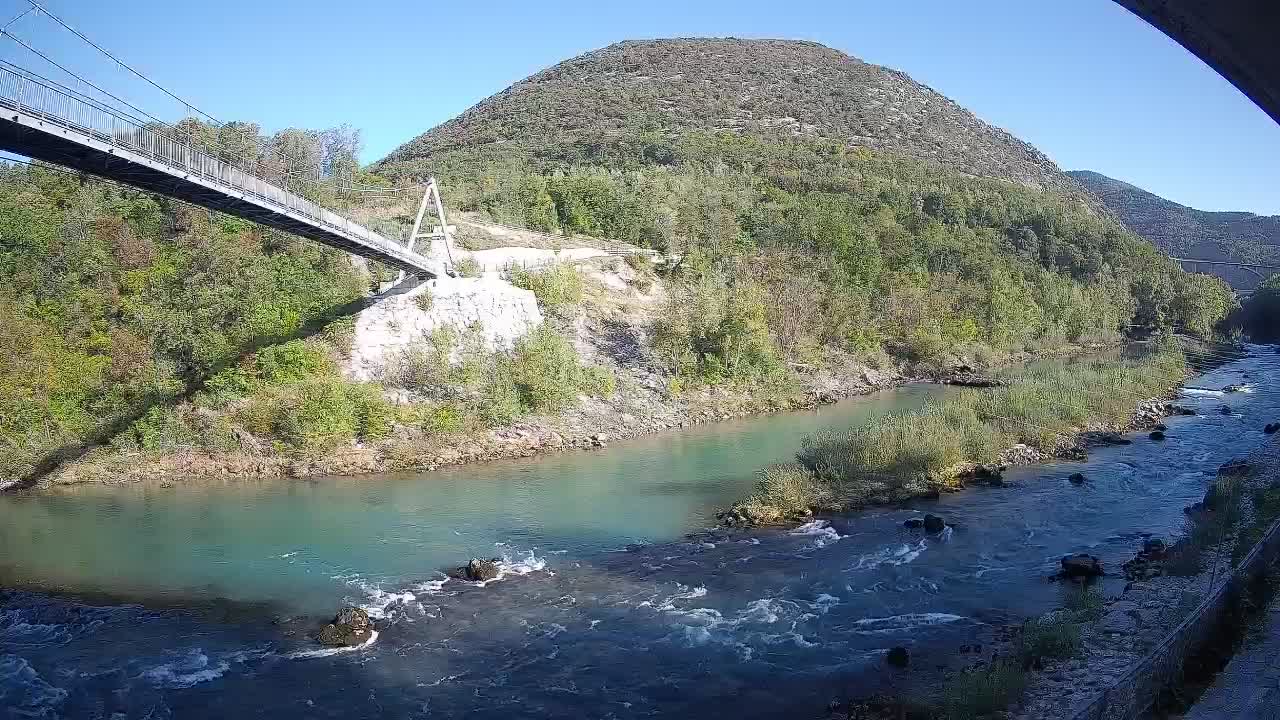 Reka Soča pri Solkanu Kajak Center