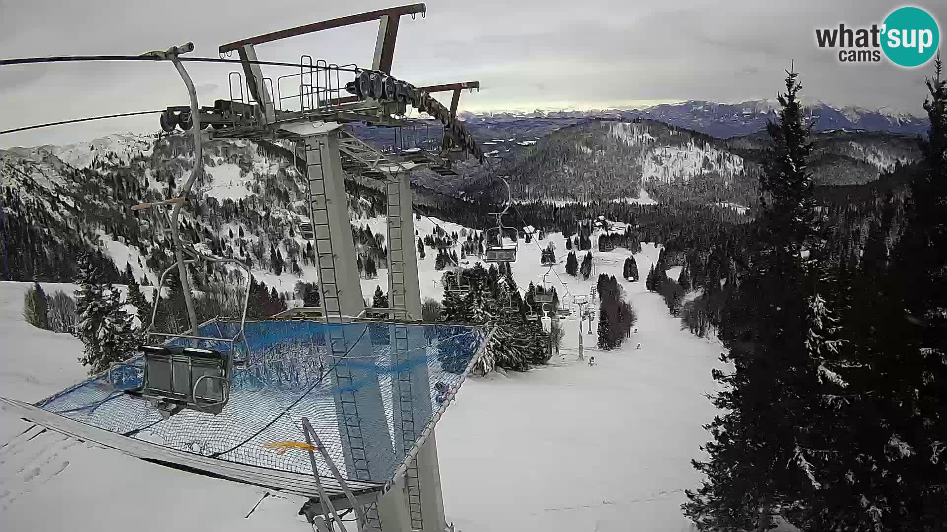 Livecam Sorica Ski resort – Soriška Planina – Vrh Lajnar