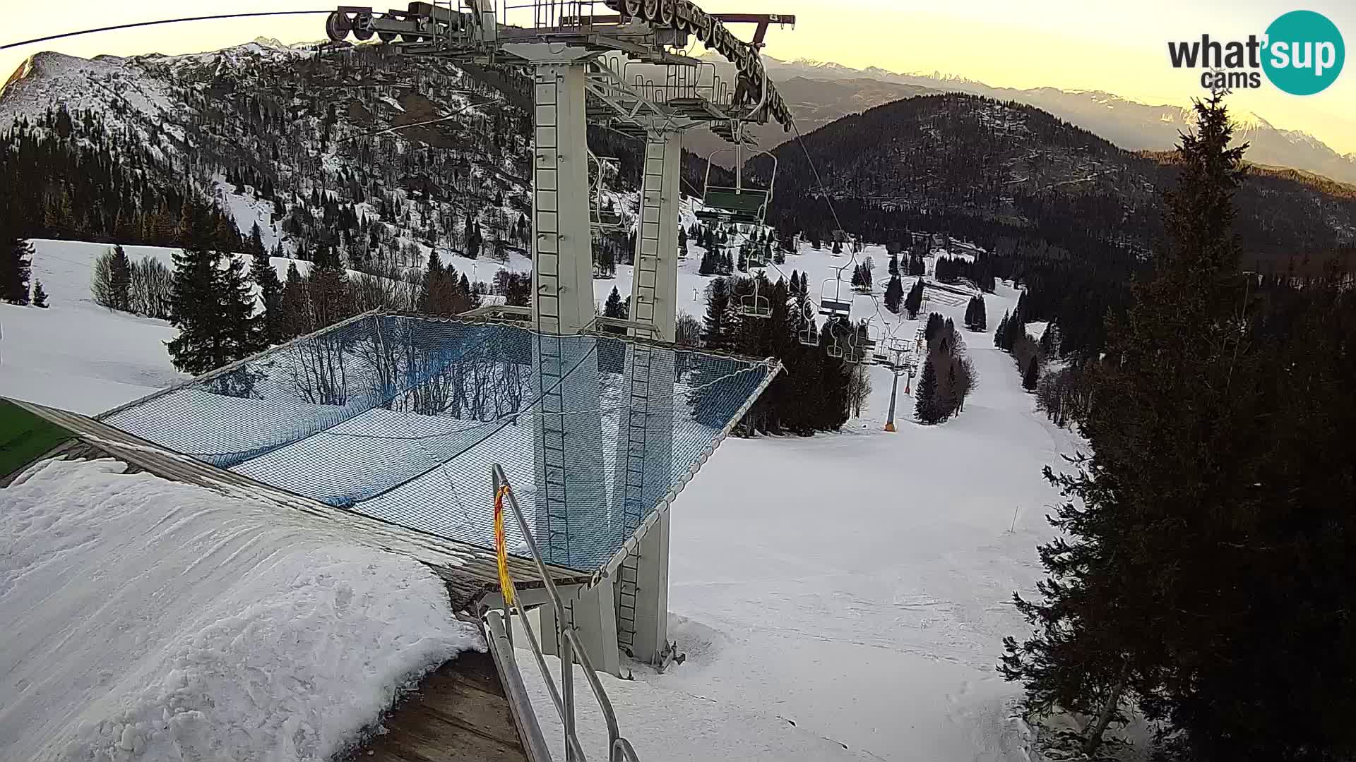 Livecam Sorica Ski resort – Soriška Planina – Vrh Lajnar