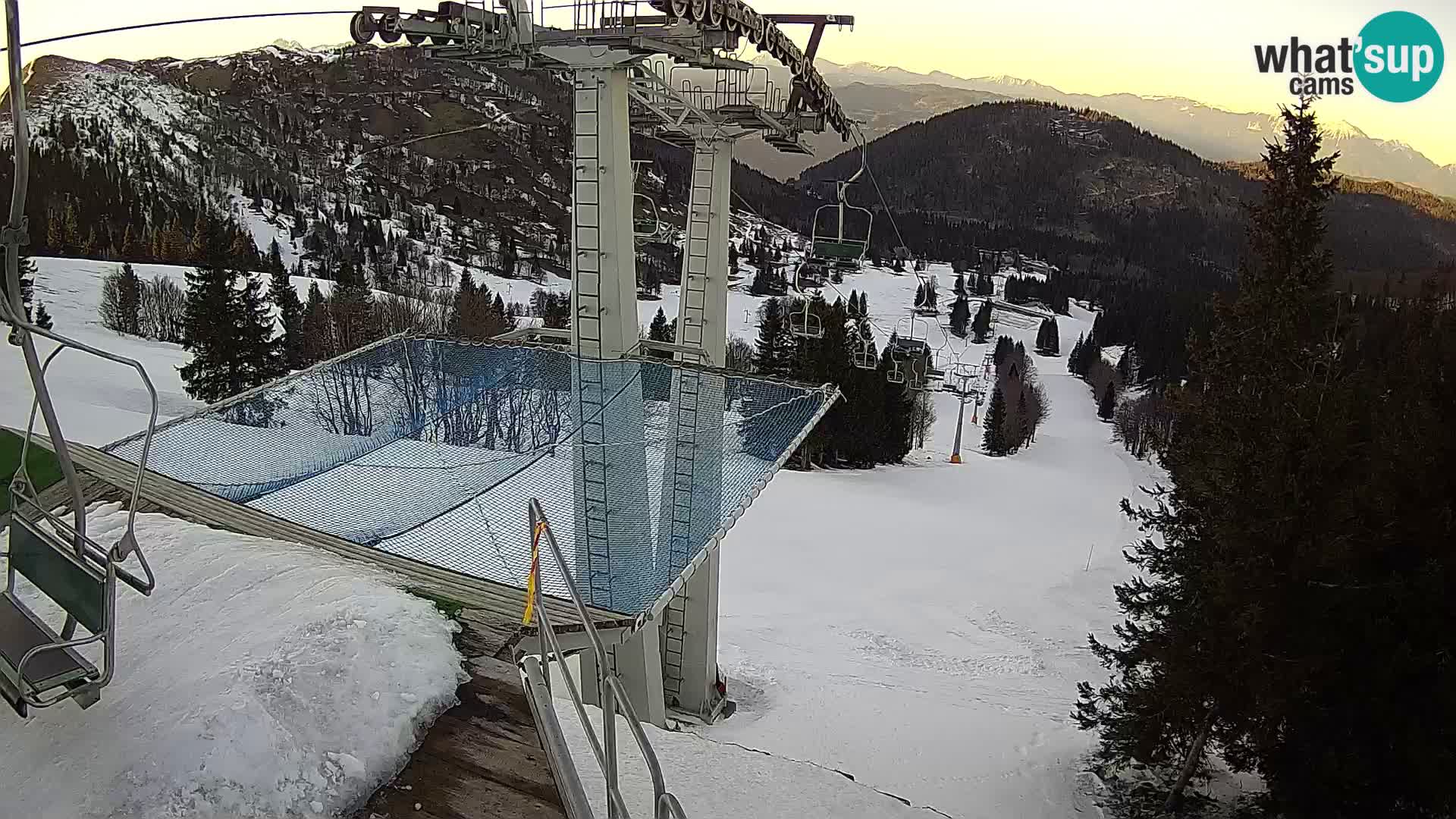 Livecam Sorica Ski resort – Soriška Planina – Vrh Lajnar