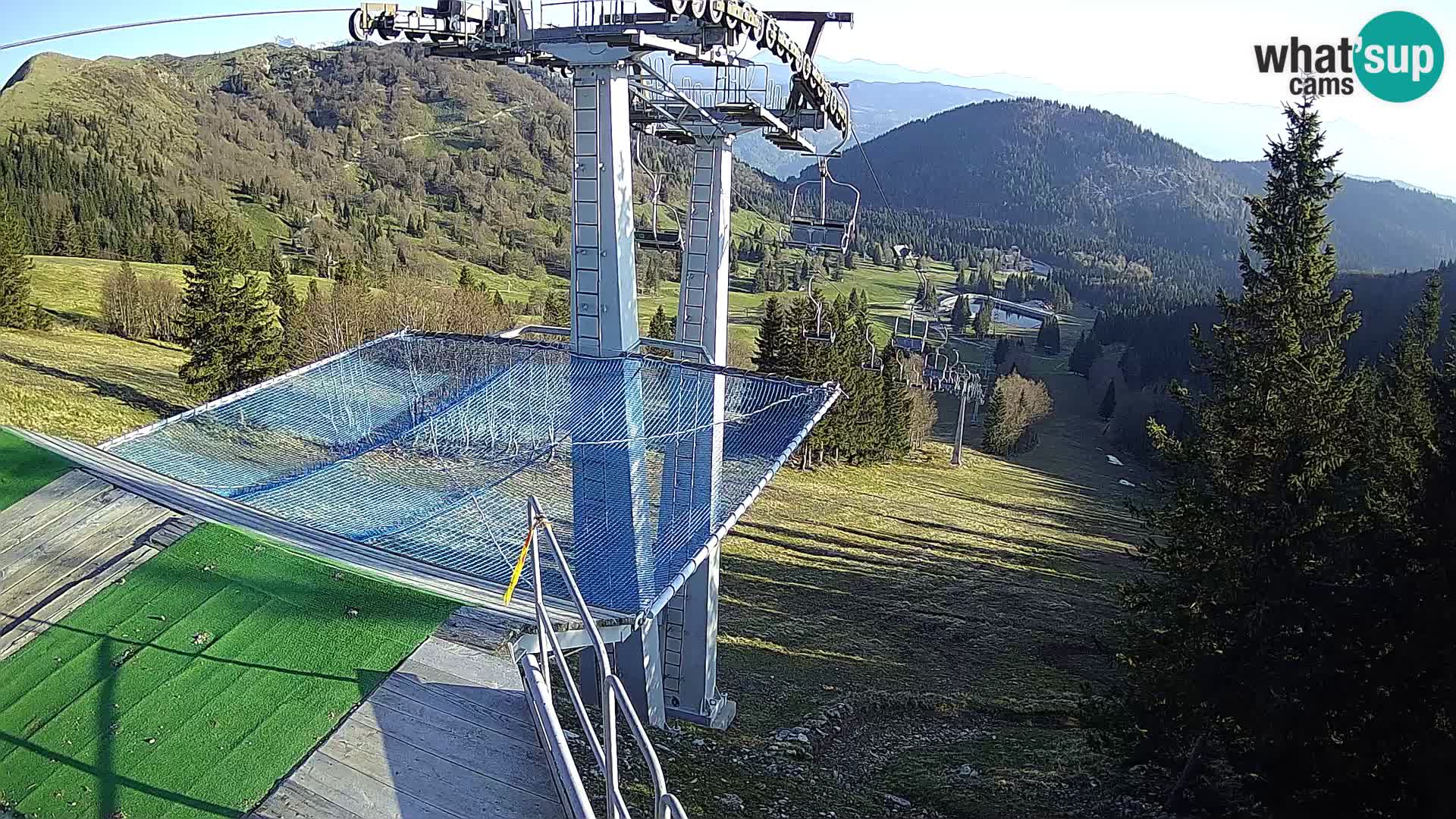 Web kamera Sorica Skijalište – Soriška Planina – Vrh Lajnar