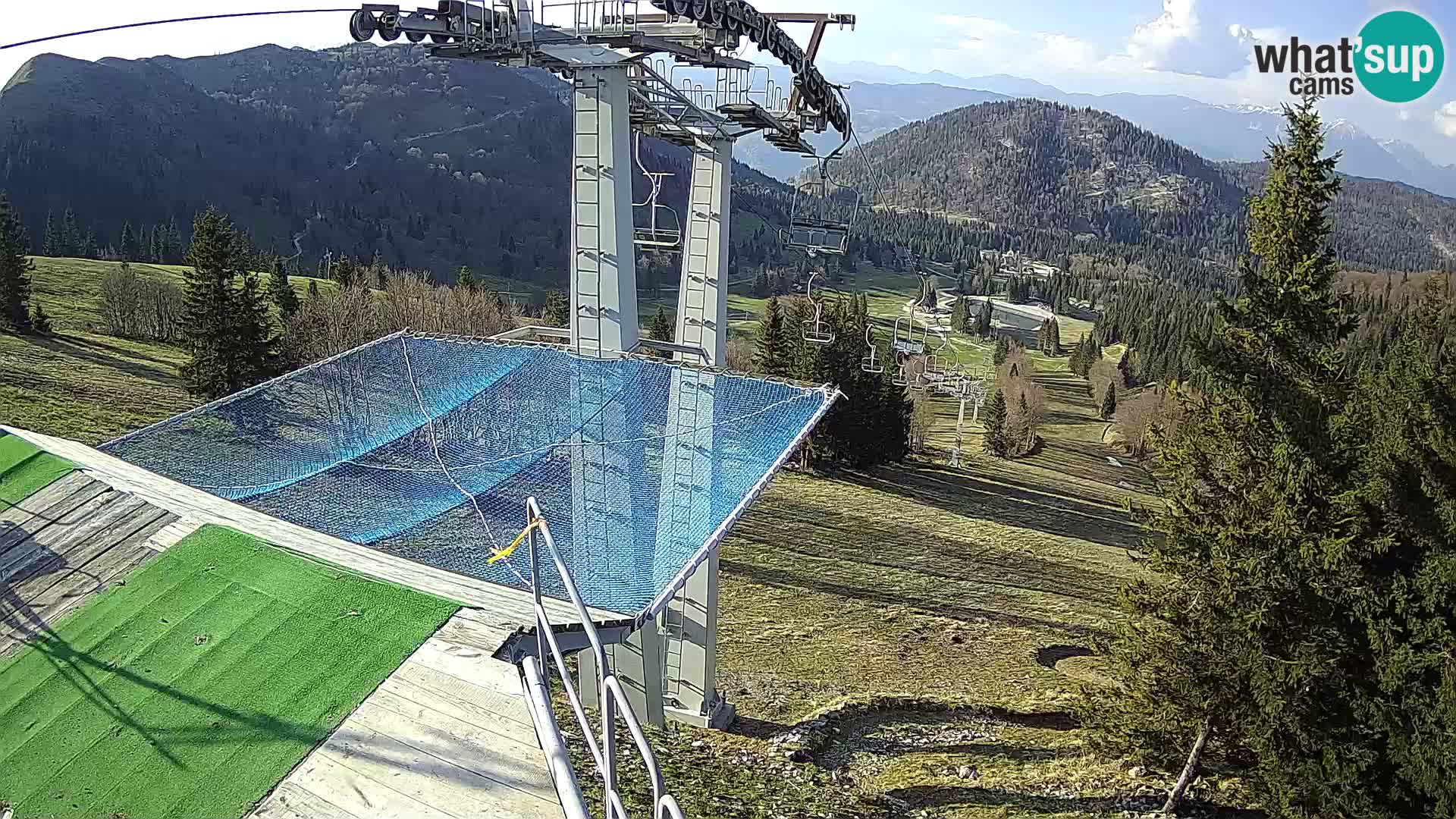 Web kamera Sorica Skijalište – Soriška Planina – Vrh Lajnar