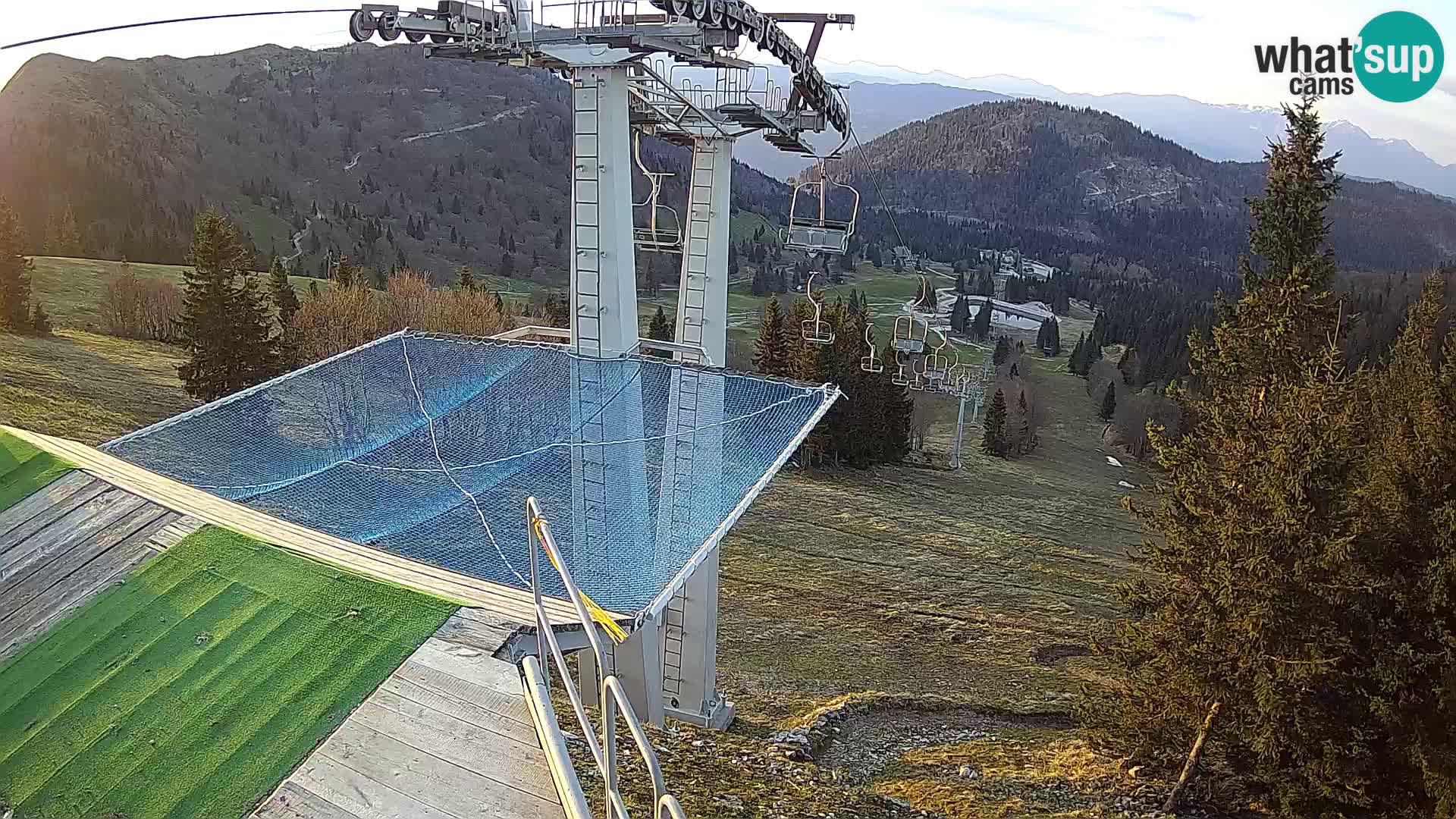 Web kamera Sorica Skijalište – Soriška Planina – Vrh Lajnar