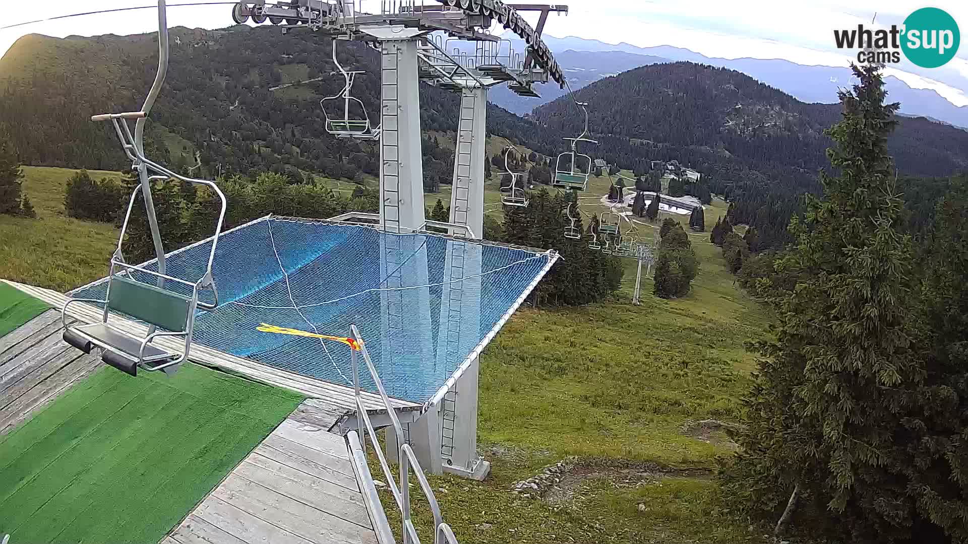 Web kamera Sorica Skijalište – Soriška Planina – Vrh Lajnar