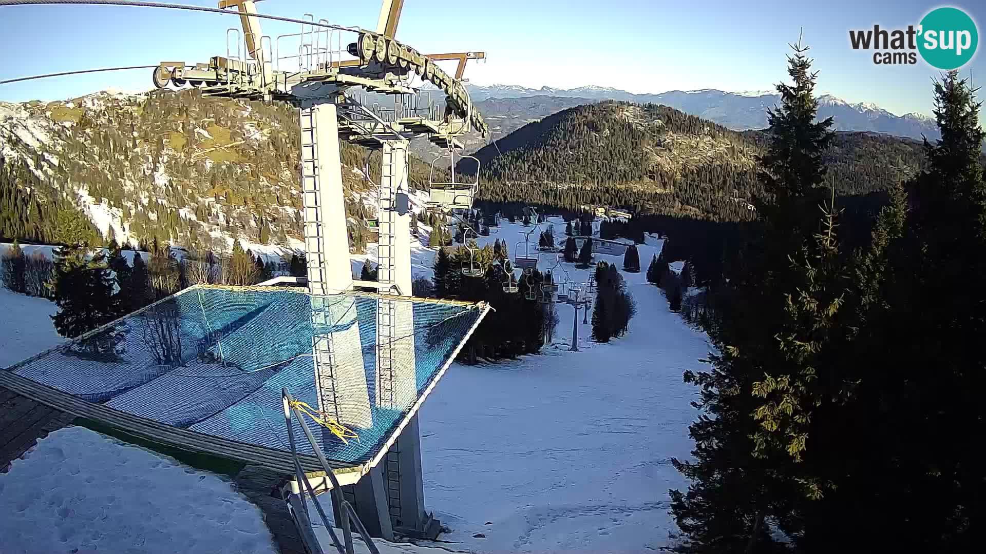 Livecam Sorica Ski resort – Soriška Planina – Vrh Lajnar