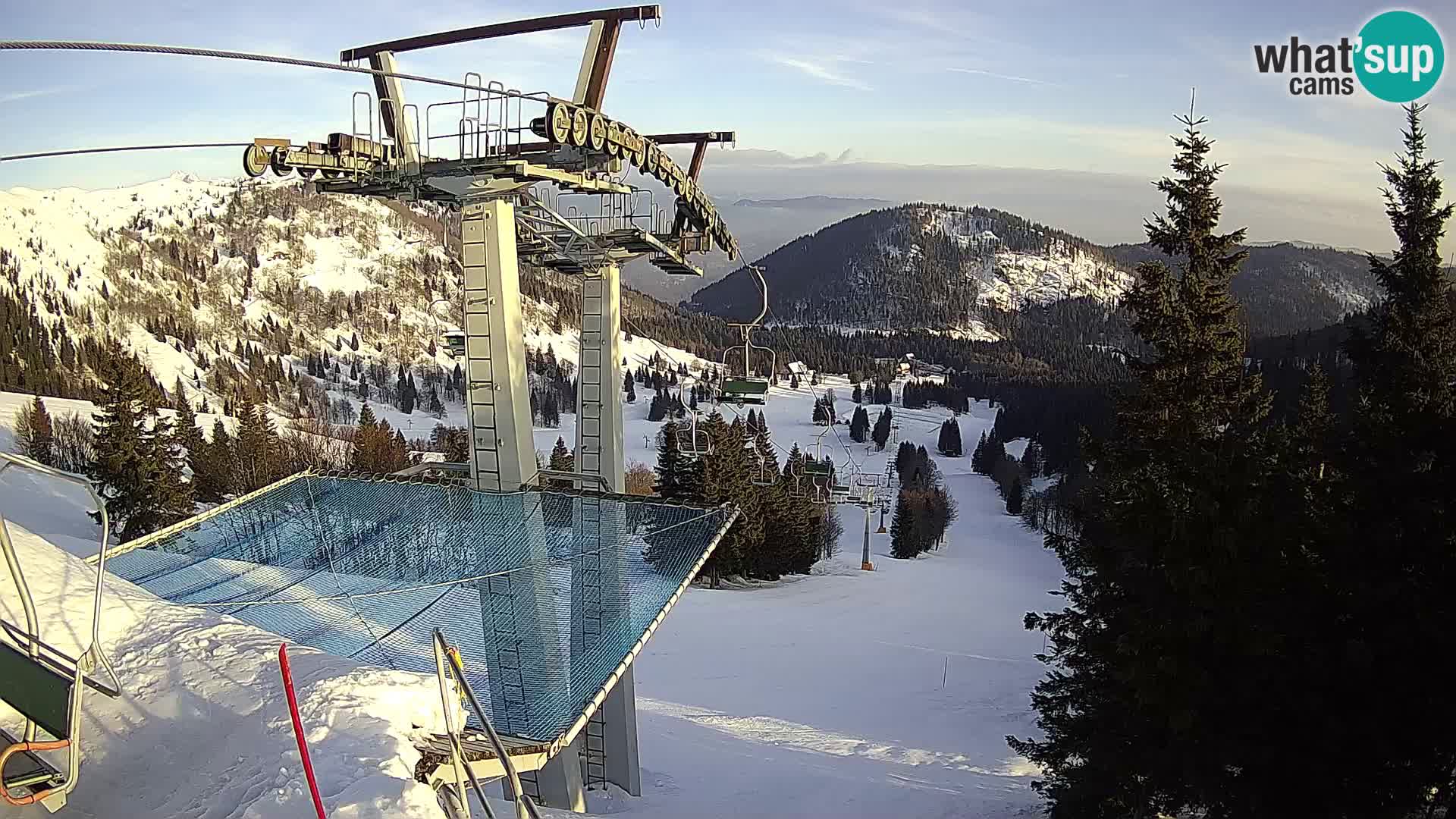Livecam Sorica Ski resort – Soriška Planina – Vrh Lajnar