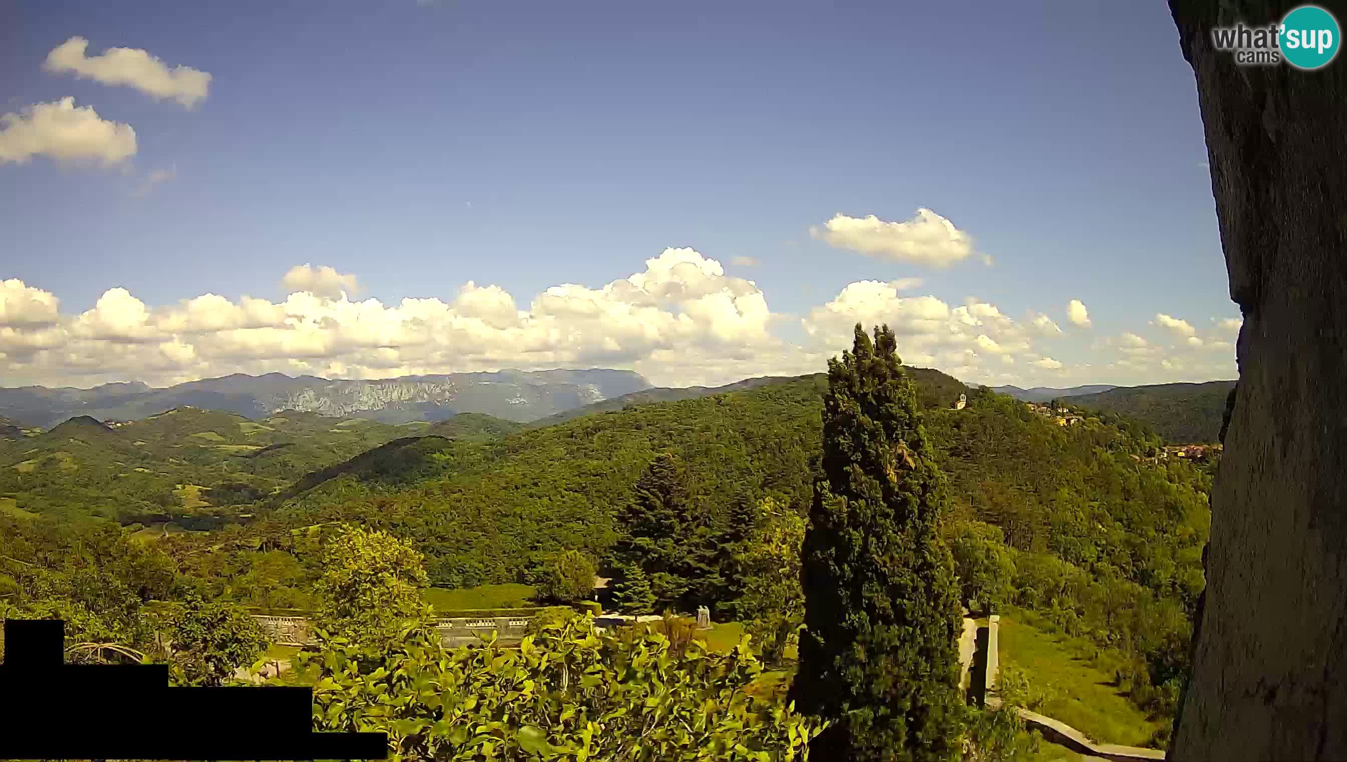 Live Webcam Štanjel –  Ferrari Garden – Slovenia livecam