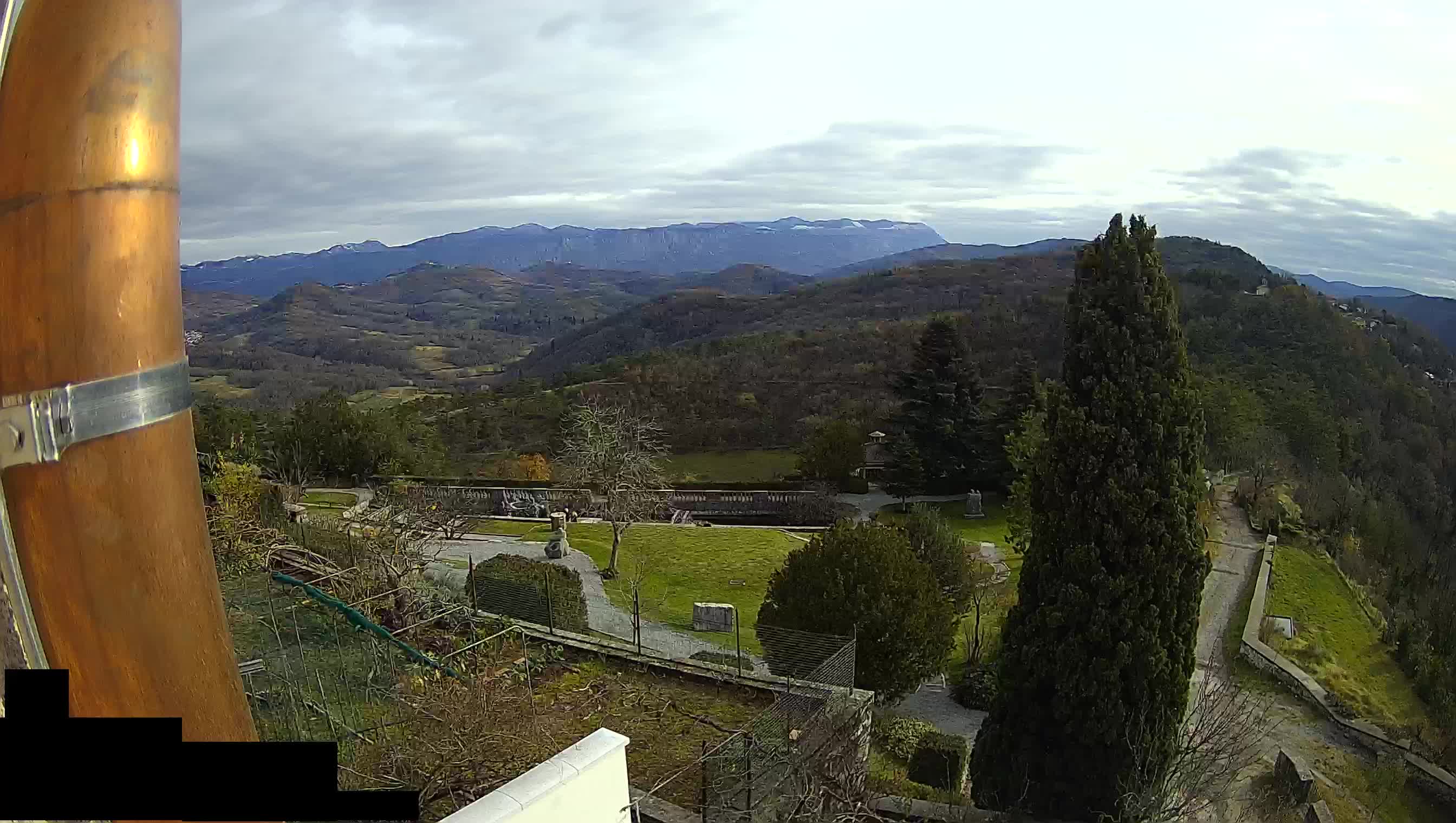 Štanjel – Ferrarijev vrt – Slovenija web kamere