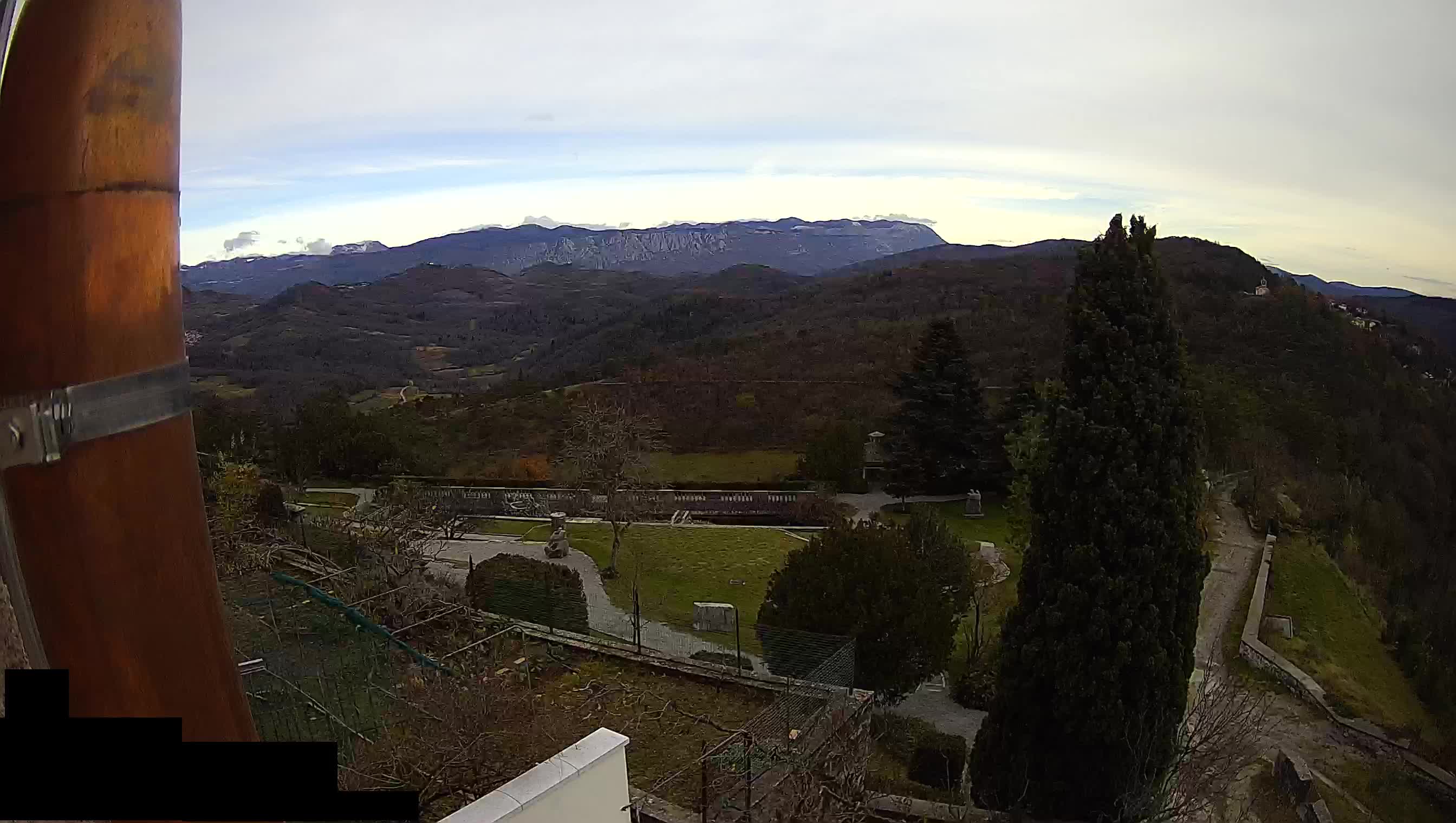 Live Webcam Štanjel –  Ferrari Garden – Slovenia livecam