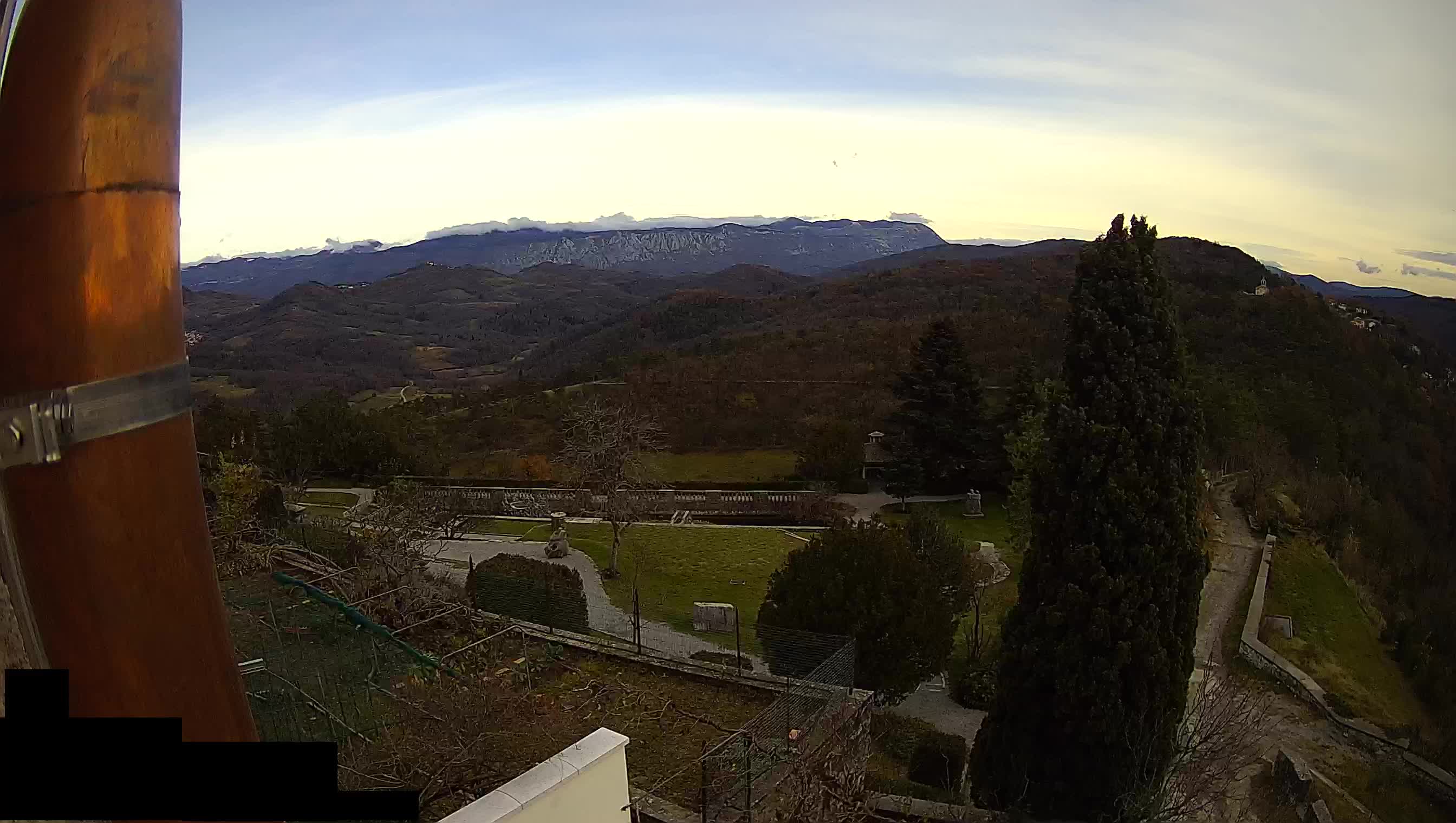 Webcam Štanjel –  Giardini Ferrari – Slovenia livecam