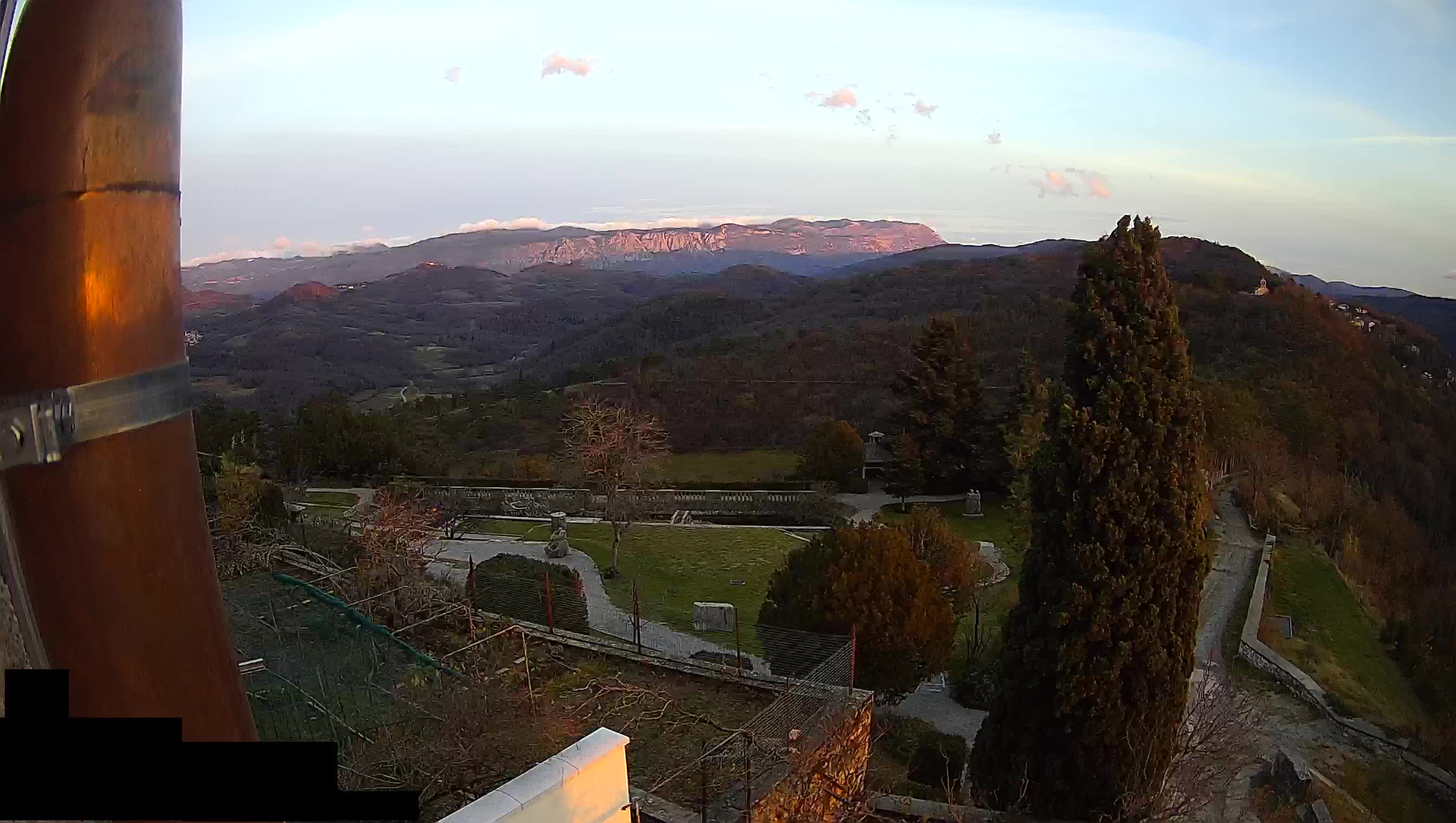 Live Webcam Štanjel –  Ferrari Garden – Slovenia livecam