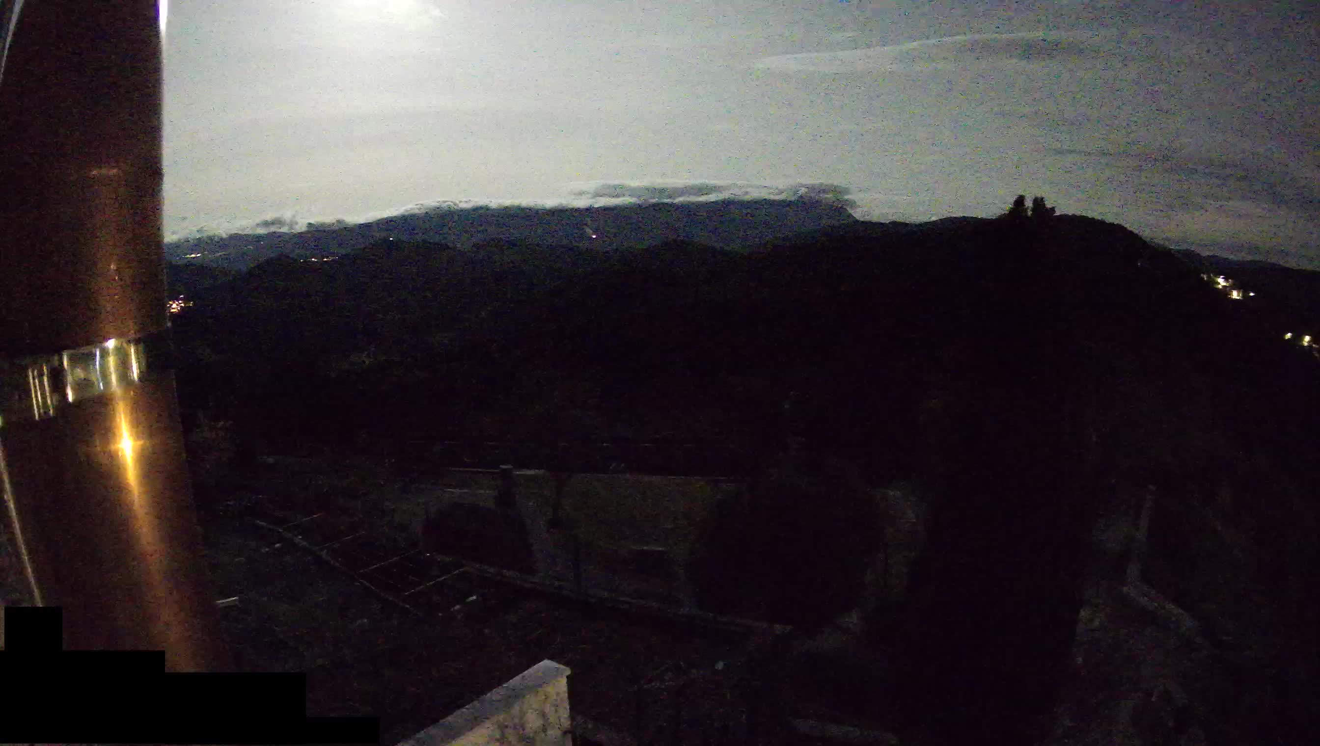 Webcam Štanjel –  Giardini Ferrari – Slovenia livecam