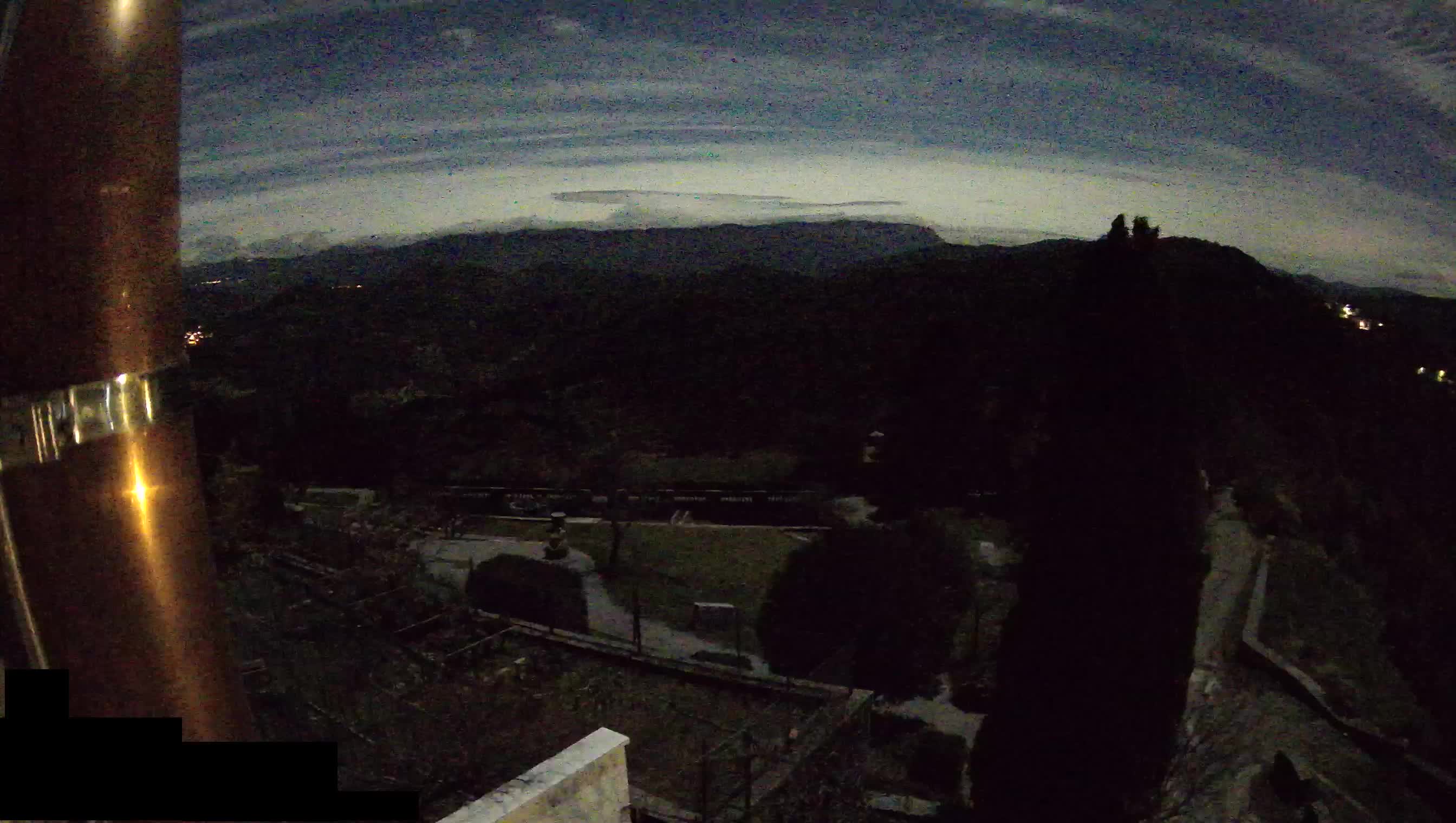 Webcam Štanjel –  Giardini Ferrari – Slovenia livecam