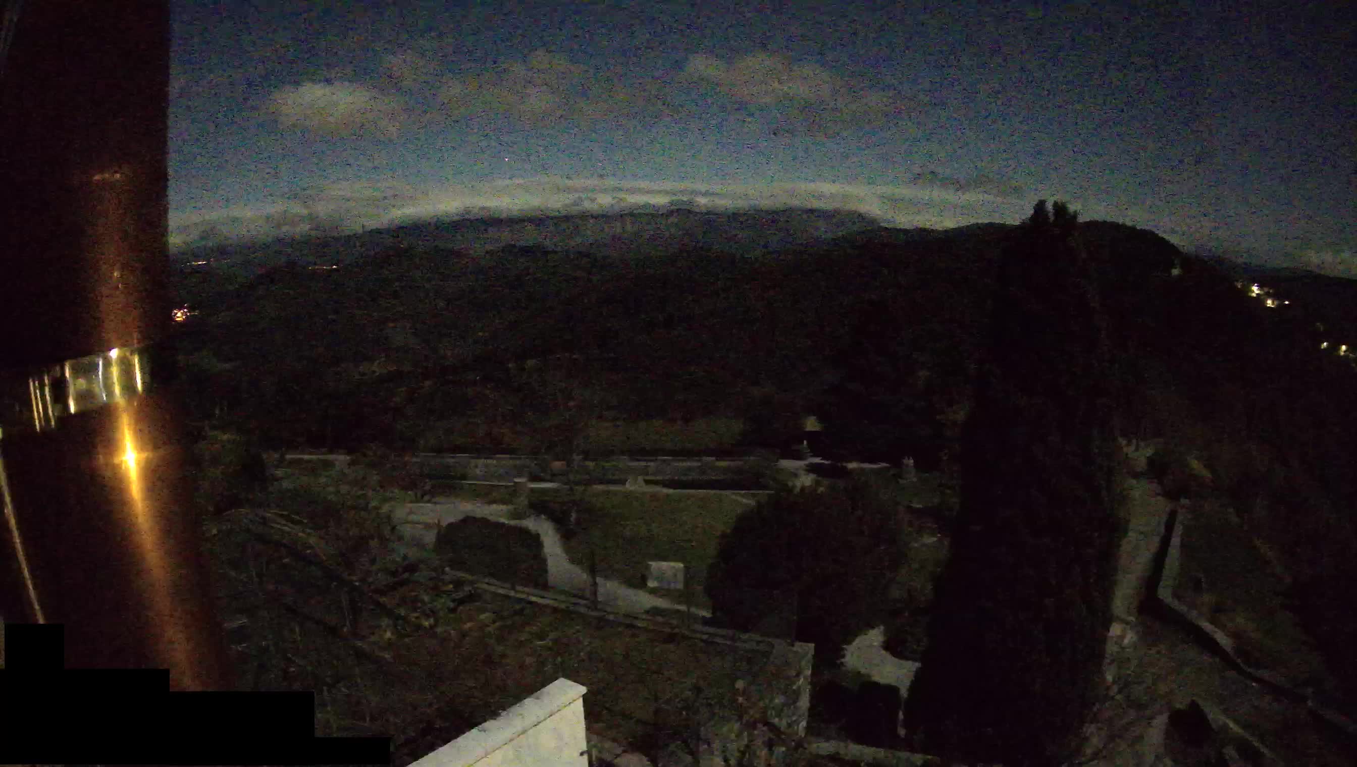 Live Webcam Štanjel –  Ferrari Garden – Slovenia livecam