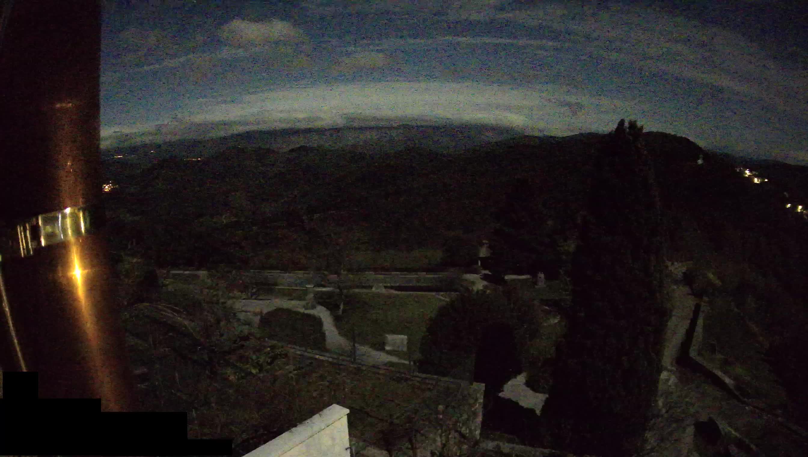 Live Webcam Štanjel –  Ferrari Garden – Slovenia livecam