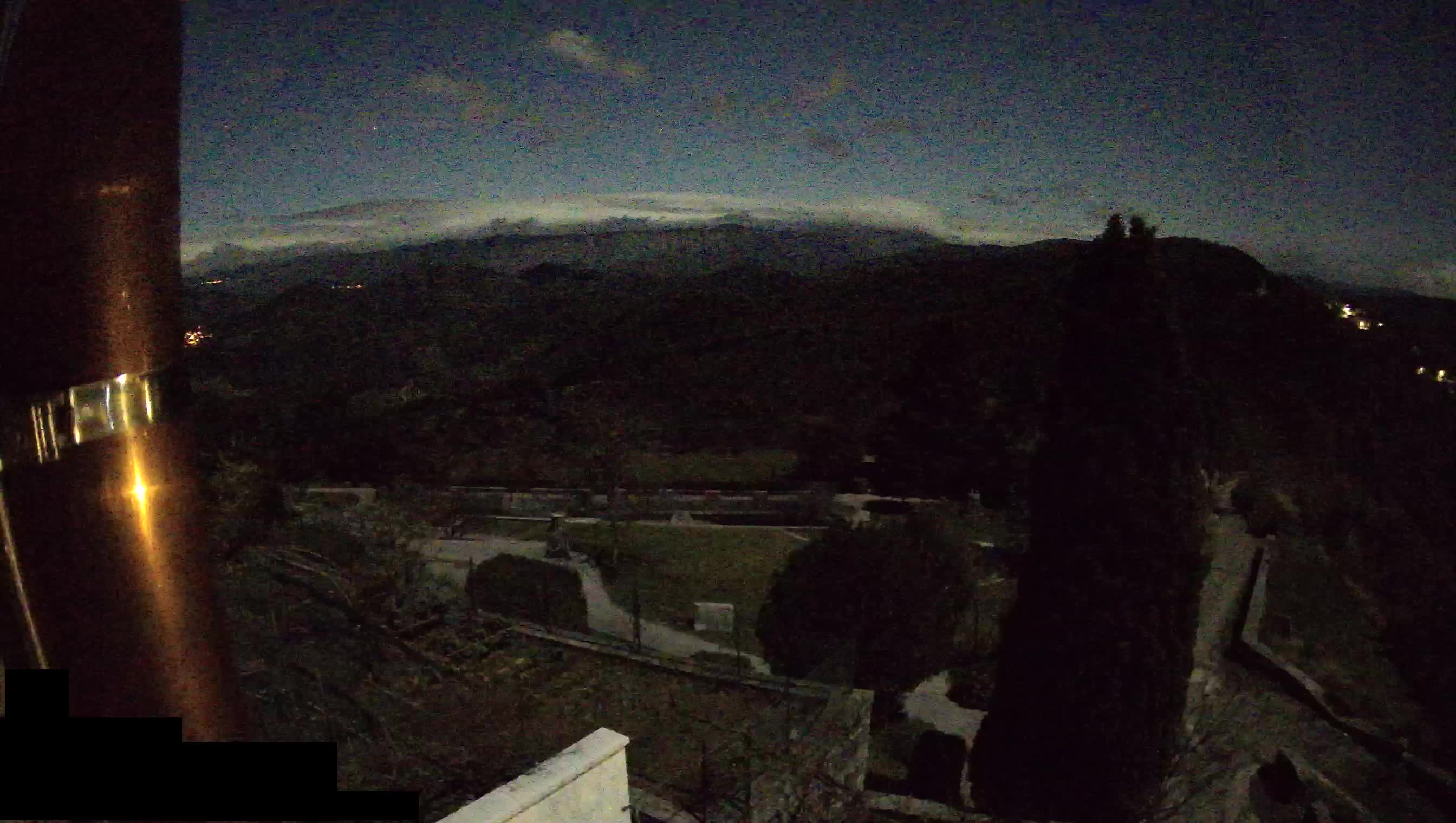 Live Webcam Štanjel –  Ferrari Garden – Slovenia livecam