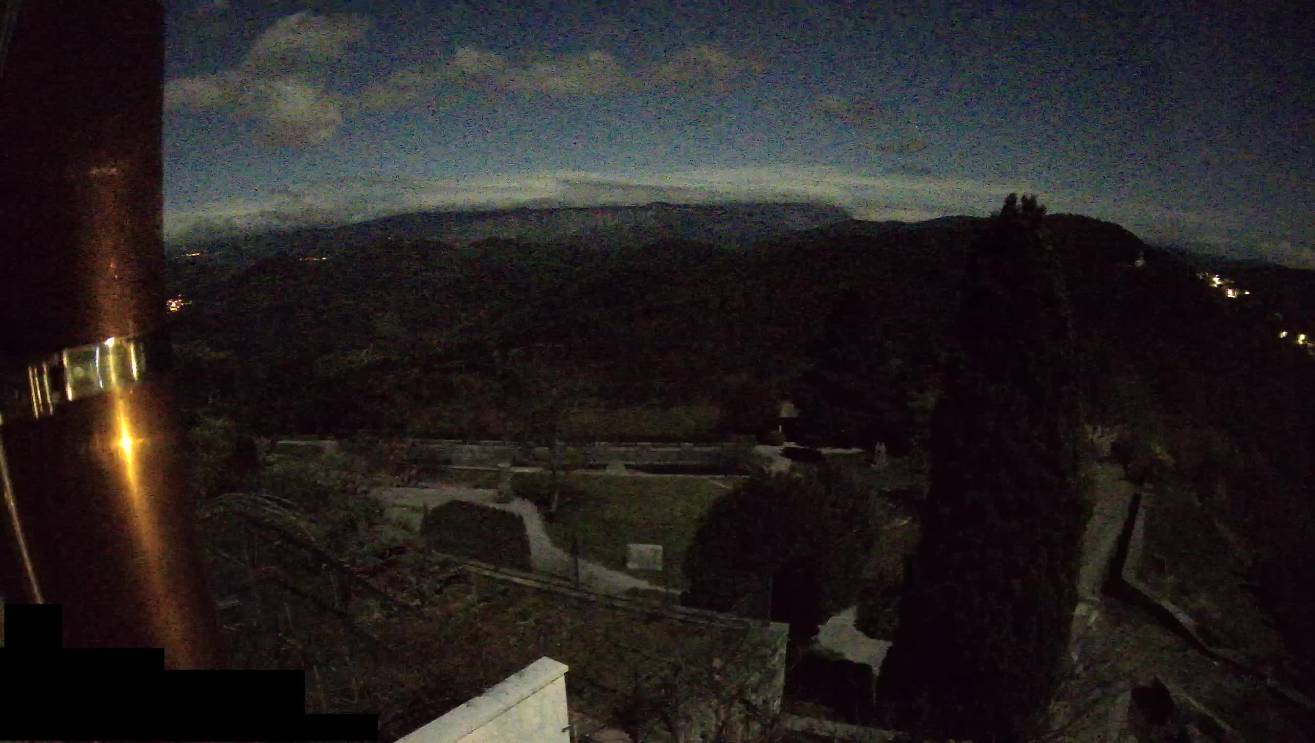 Live Webcam Štanjel –  Ferrari Garden – Slovenia livecam