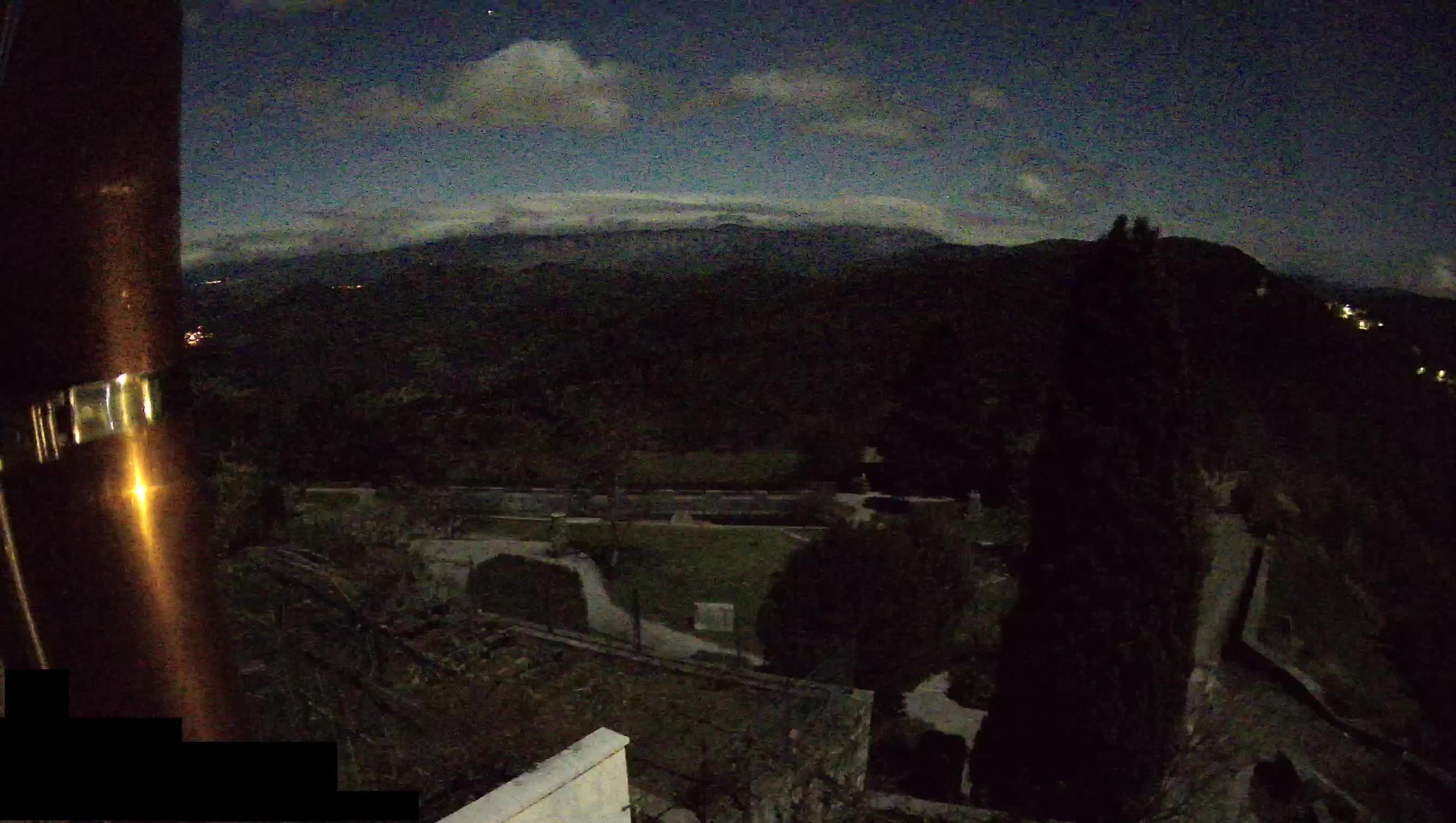 Live Webcam Štanjel –  Ferrari Garden – Slovenia livecam