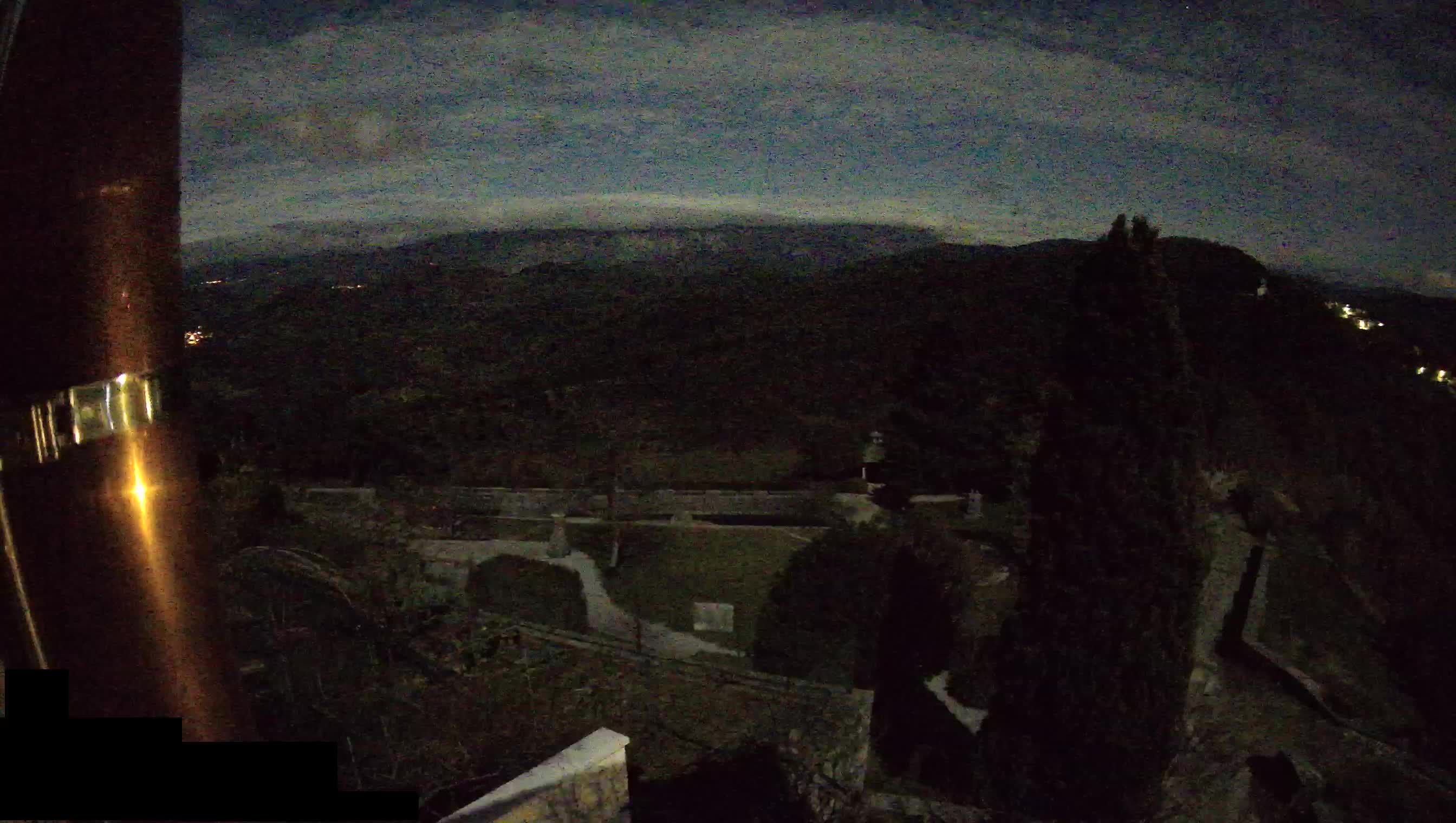 Webcam Štanjel –  Giardini Ferrari – Slovenia livecam