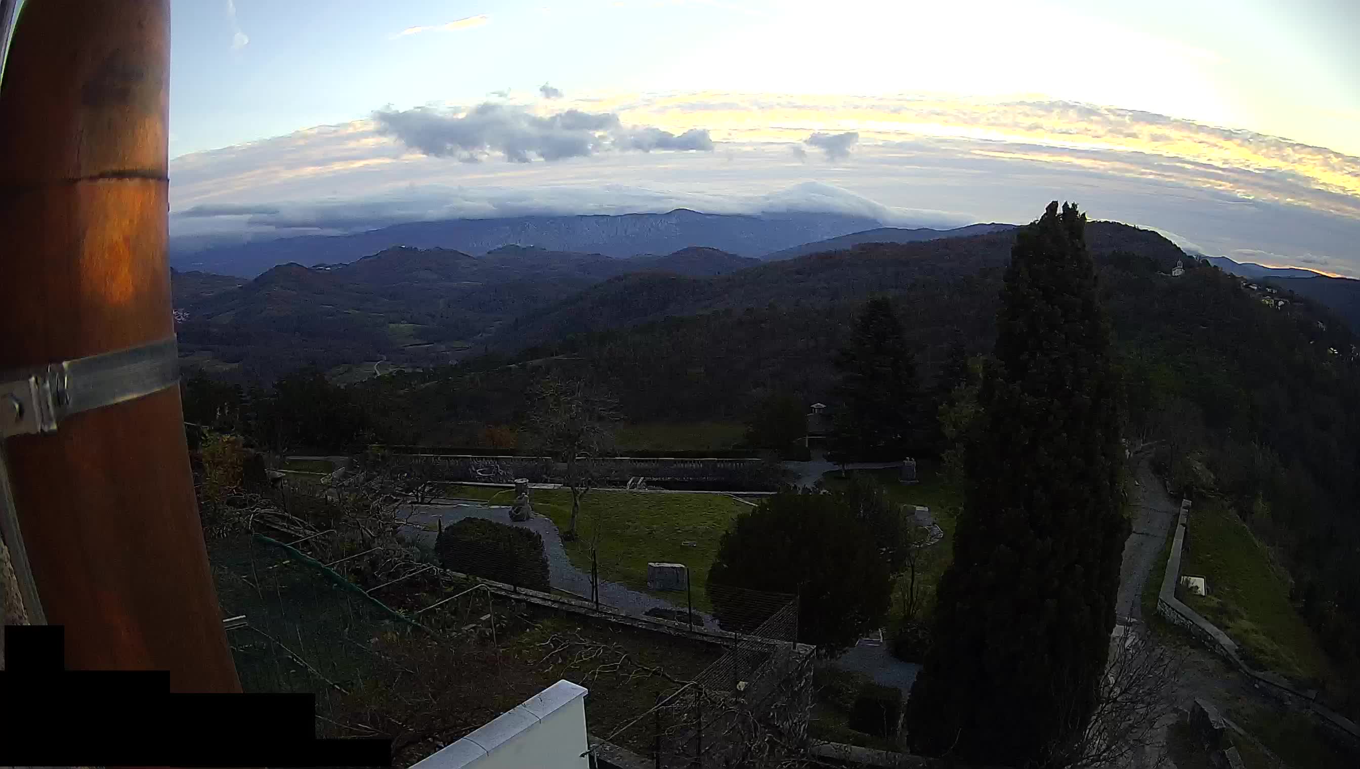 Webcam Štanjel –  Giardini Ferrari – Slovenia livecam