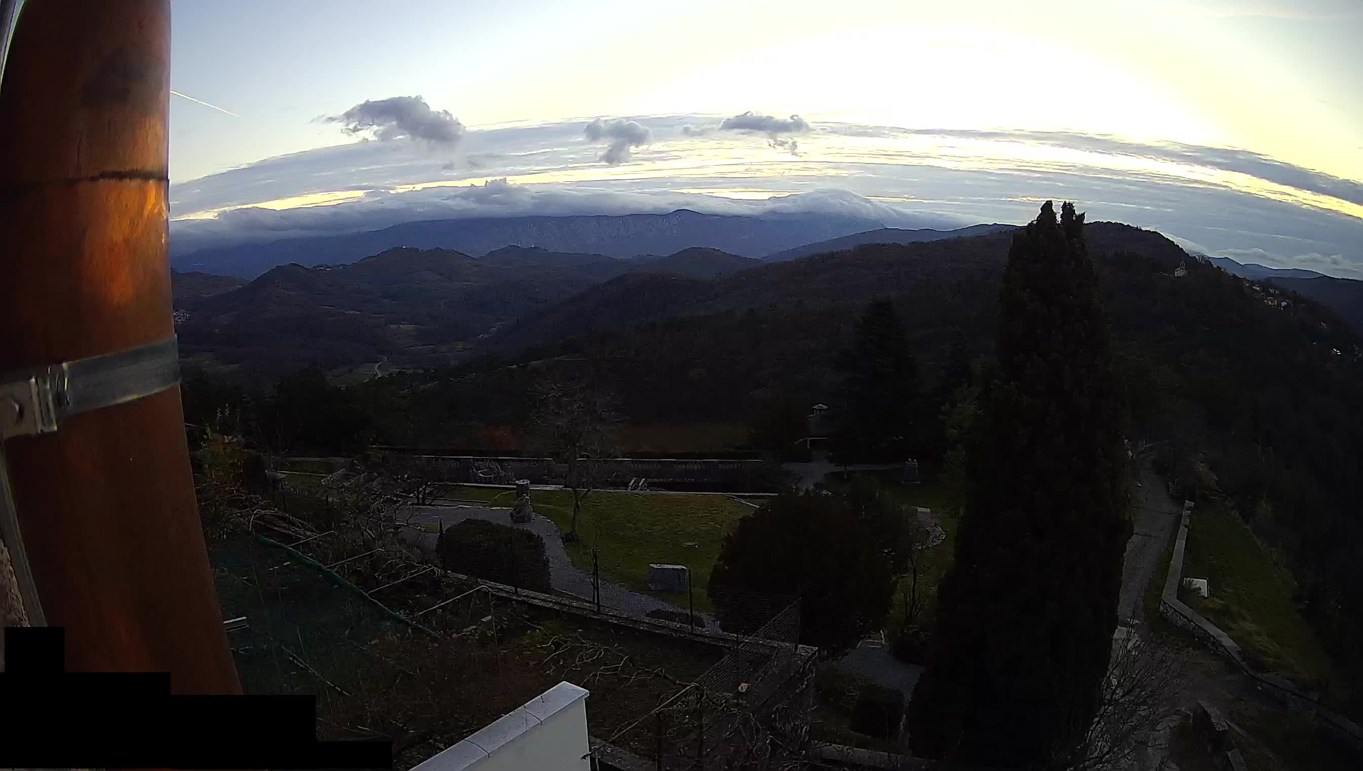 Live Webcam Štanjel –  Ferrari Garden – Slovenia livecam