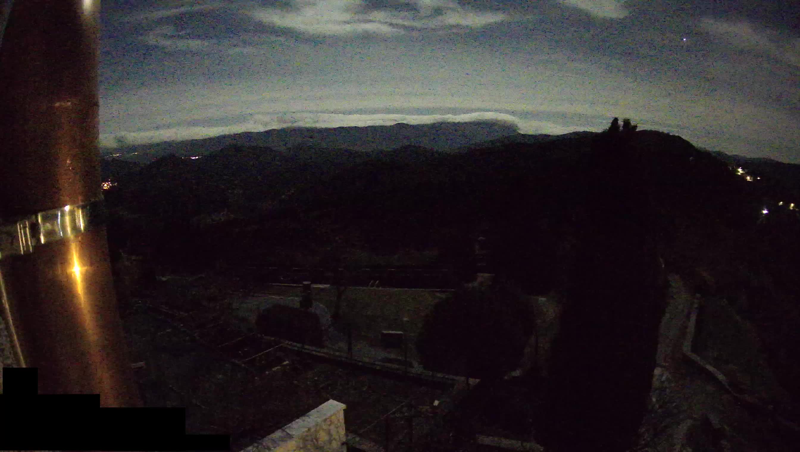 Live Webcam Štanjel –  Ferrari Garden – Slovenia livecam