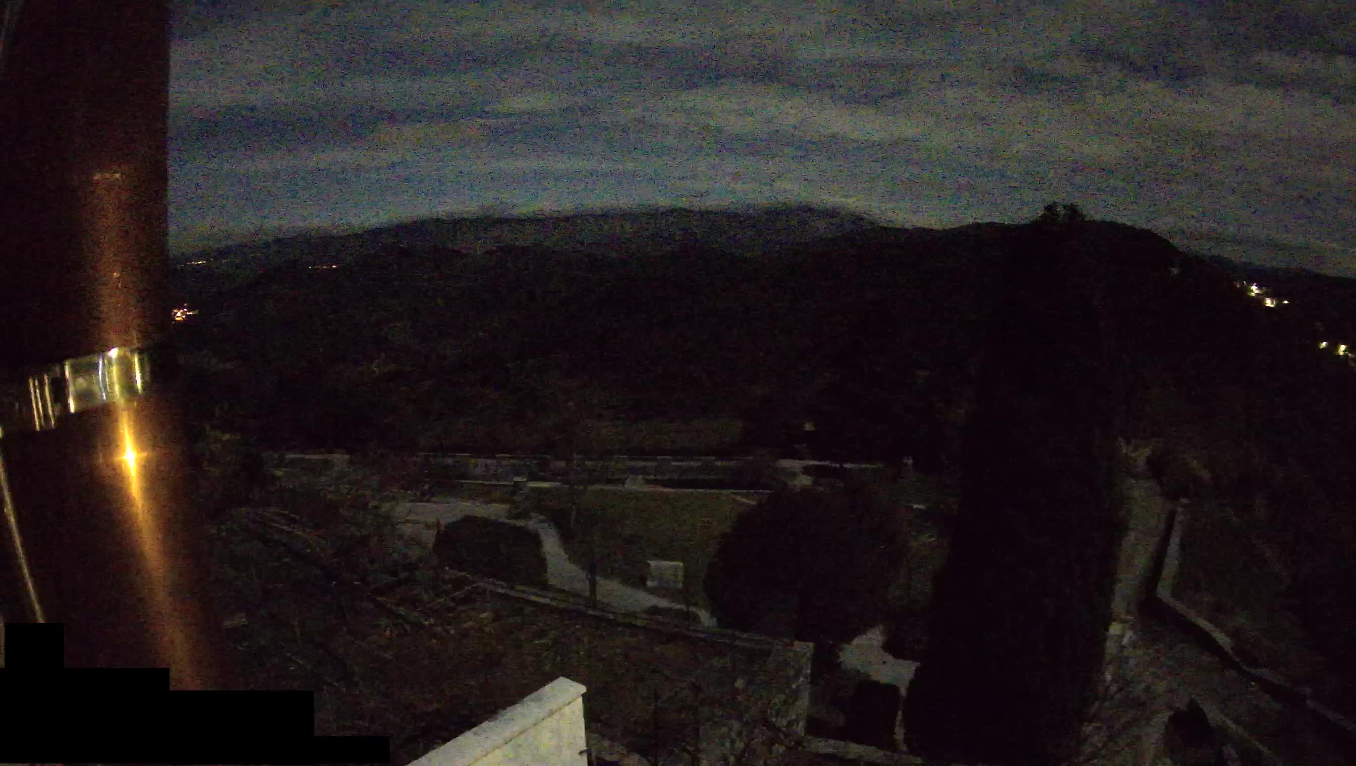 Live Webcam Štanjel –  Ferrari Garden – Slovenia livecam