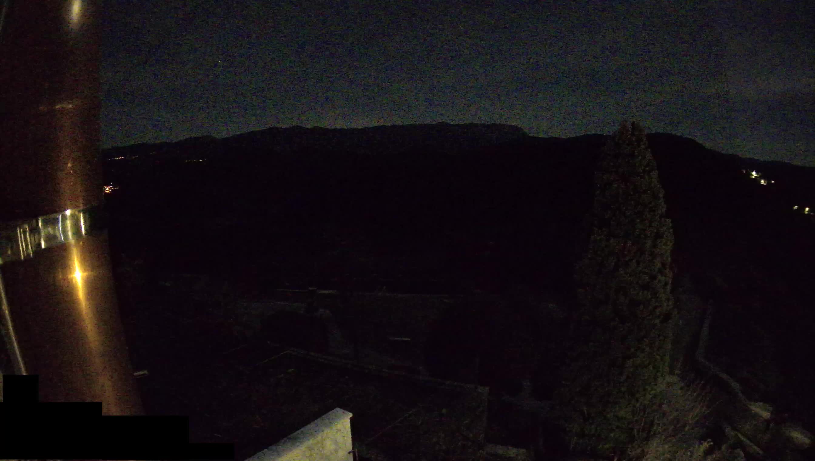 Webcam Štanjel – Giardini Ferrari – Slovenia livecam