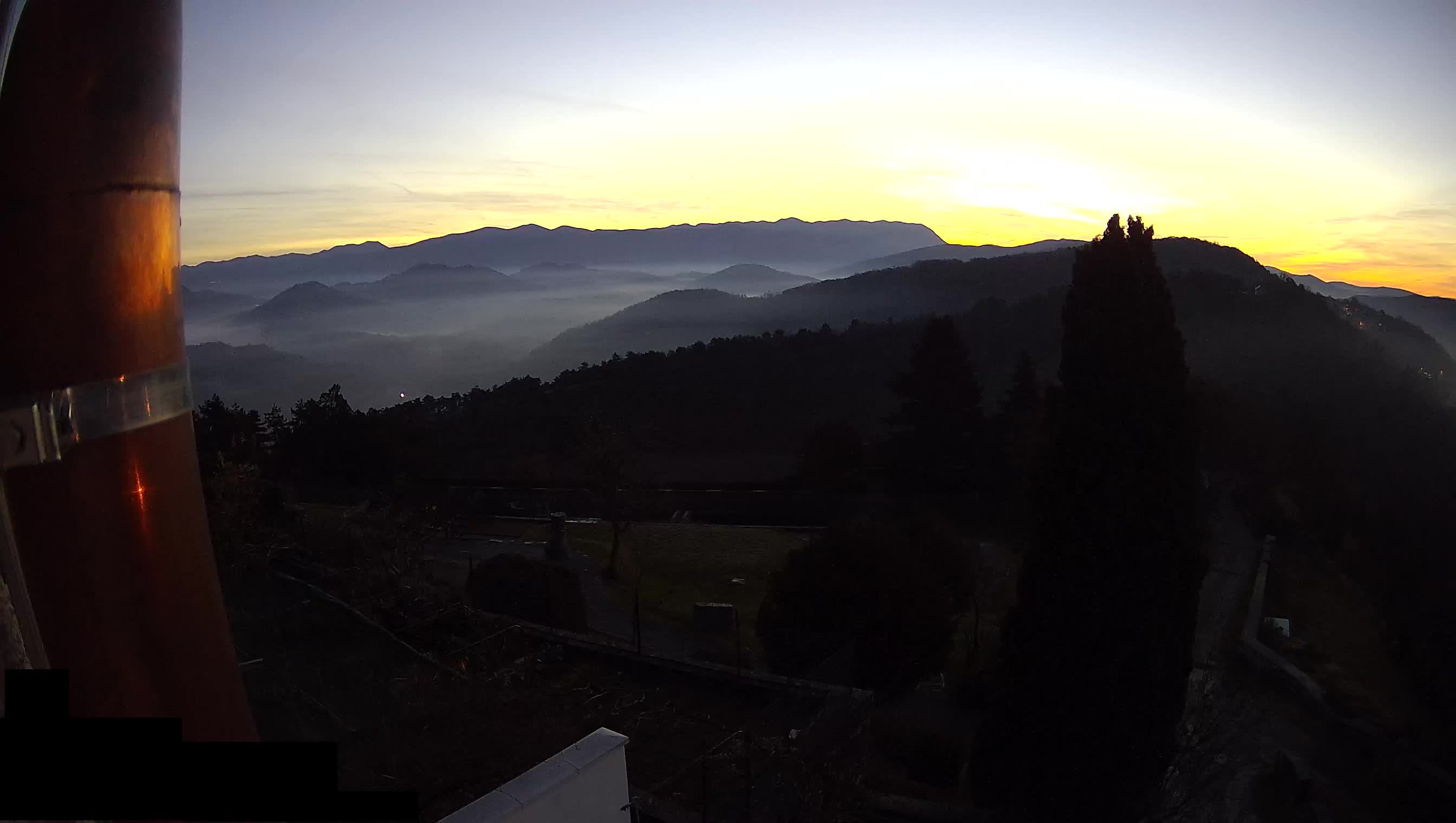 Štanjel – Ferrarijev vrt – Slovenija web kamere