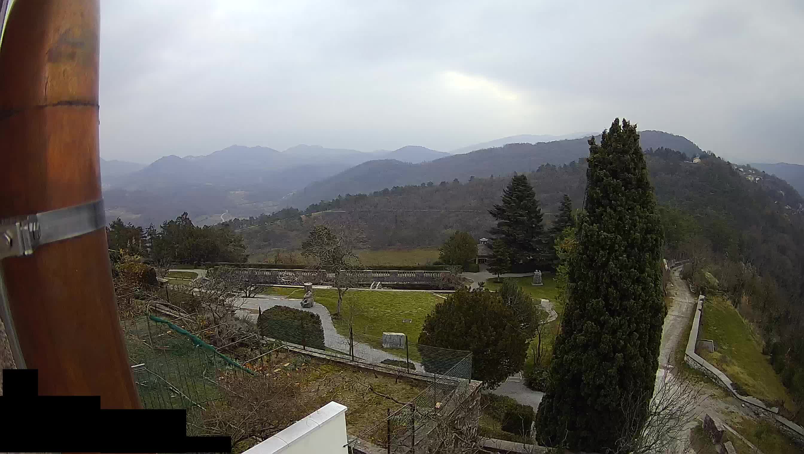 Live Webcam Štanjel –  Ferrari Garden – Slovenia livecam