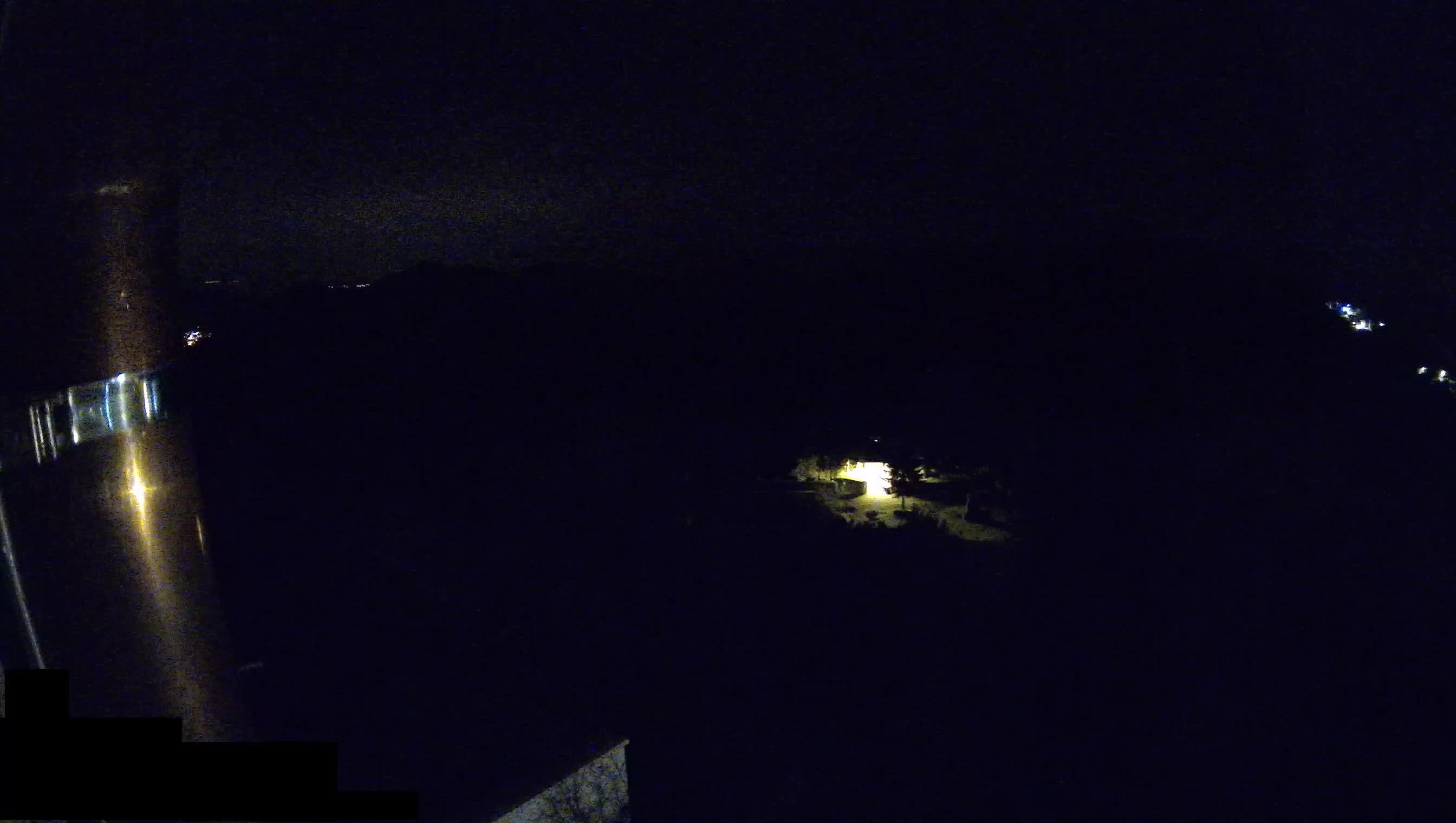 Štanjel – Ferrarijev vrt – Slovenija web kamere