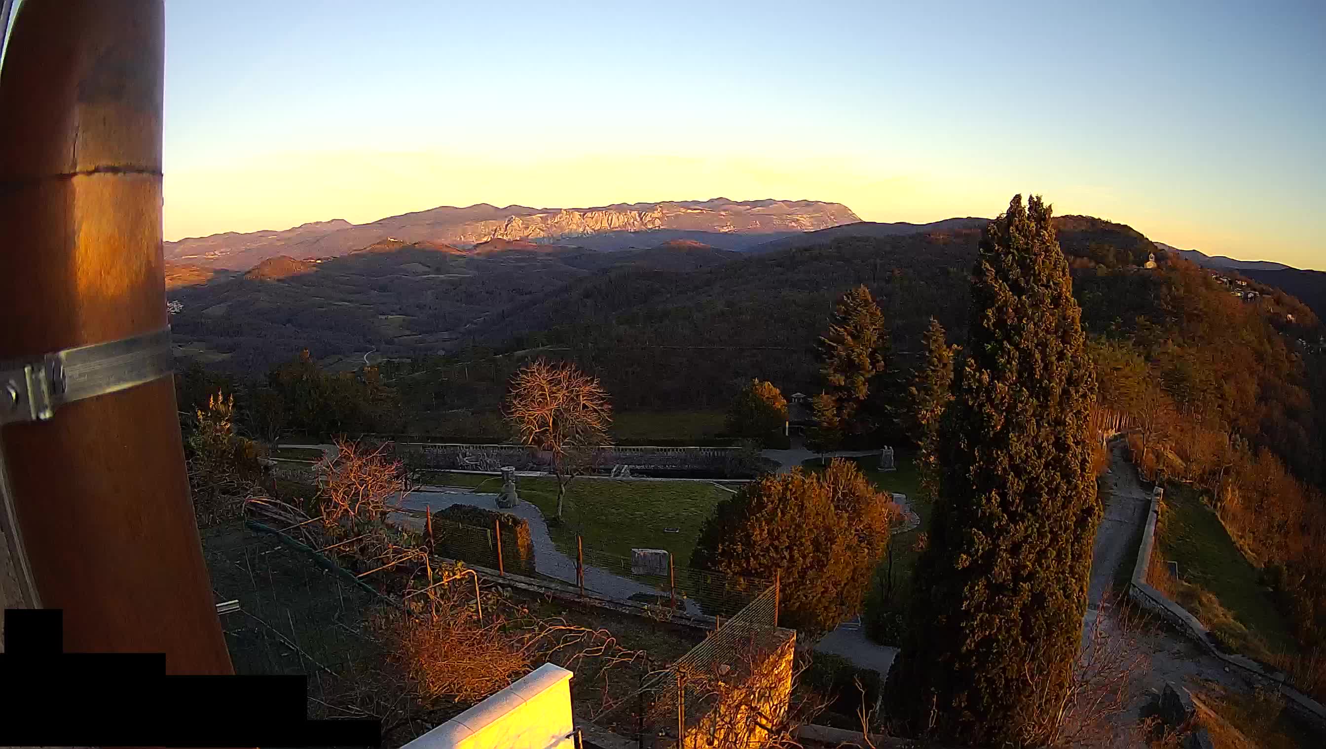 Webcam Štanjel – Giardini Ferrari – Slovenia livecam