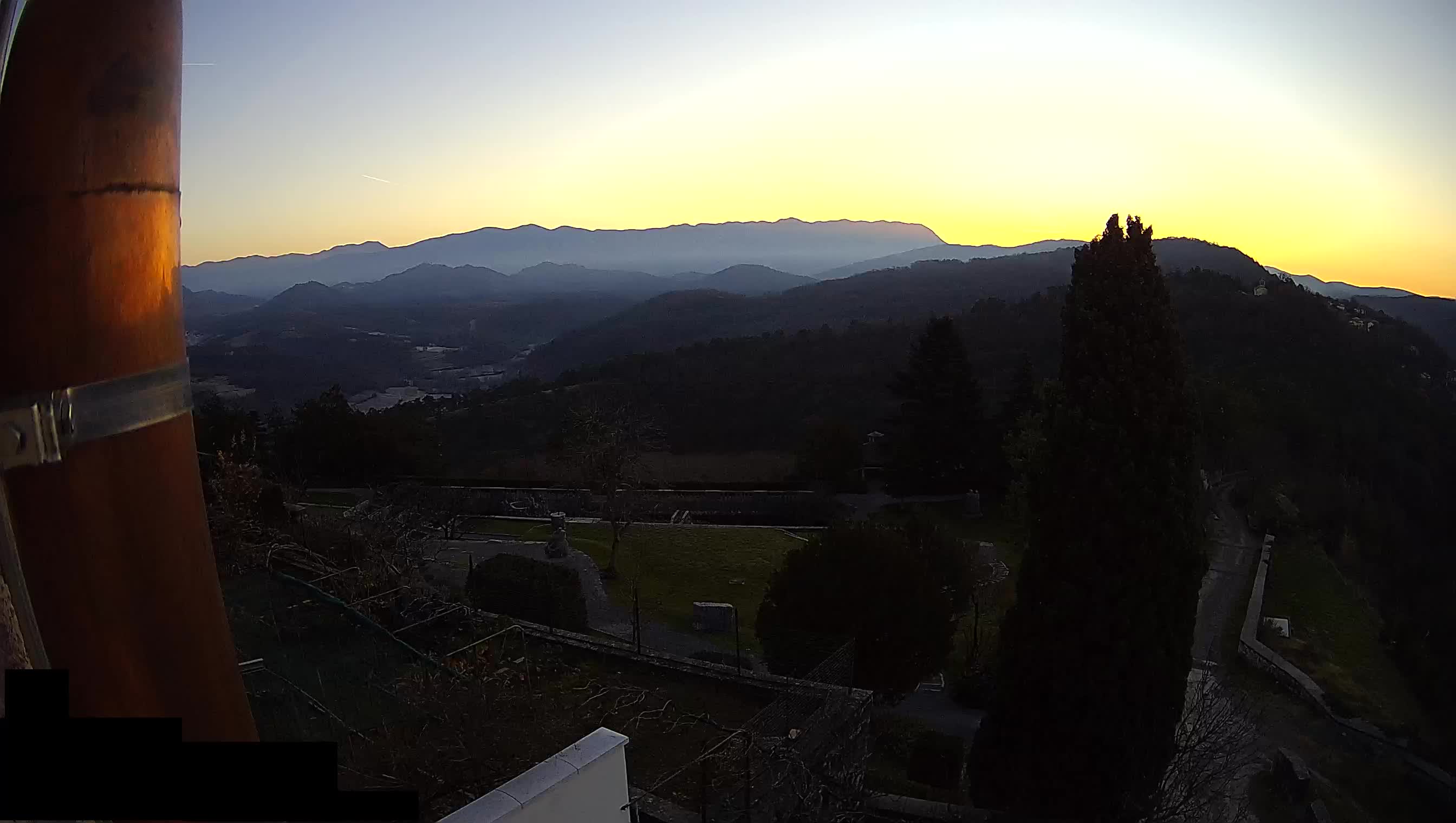 Štanjel – Ferrarijev vrt – Slovenija web kamere