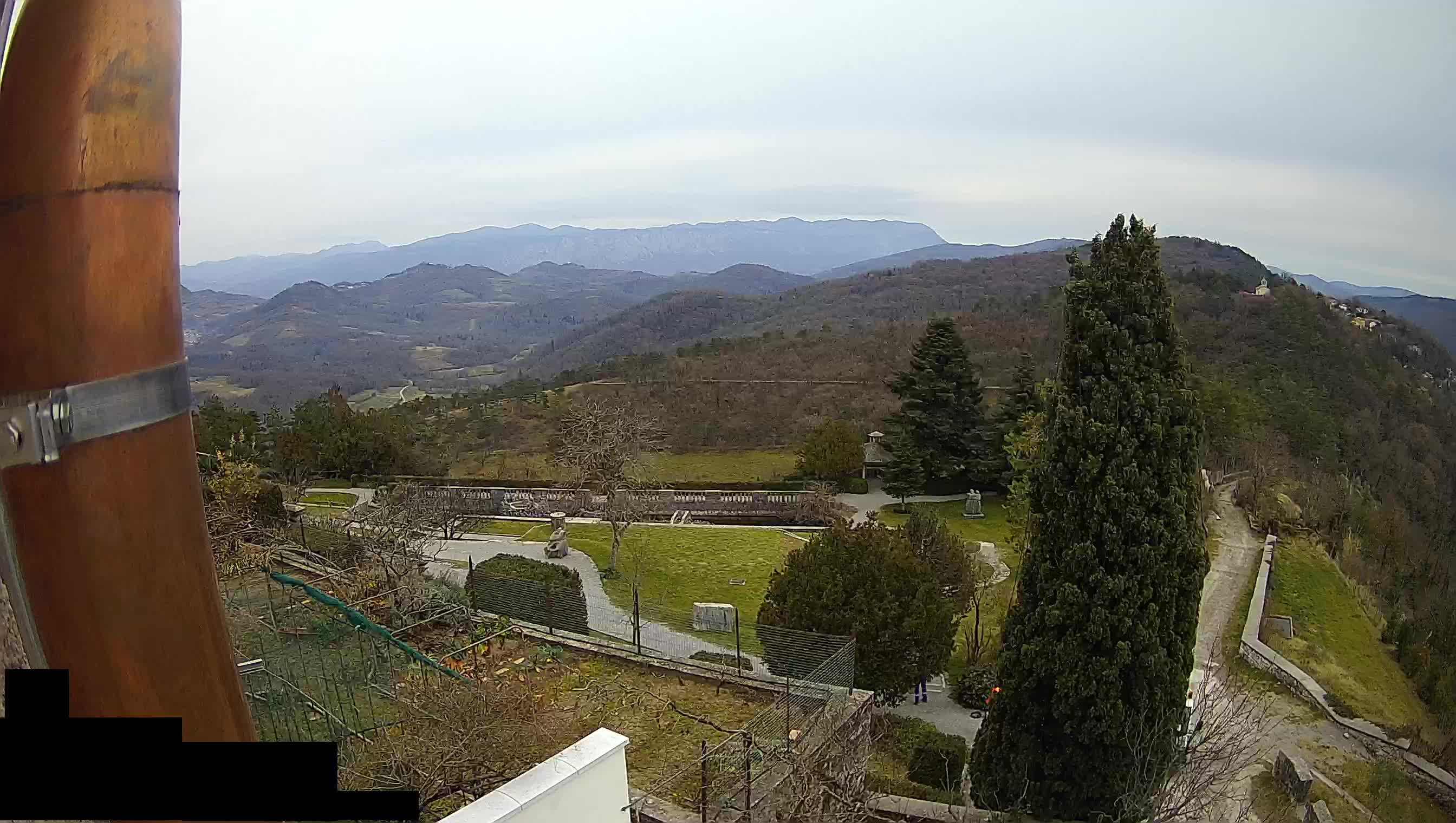 Live Webcam Štanjel –  Ferrari Garden – Slovenia livecam
