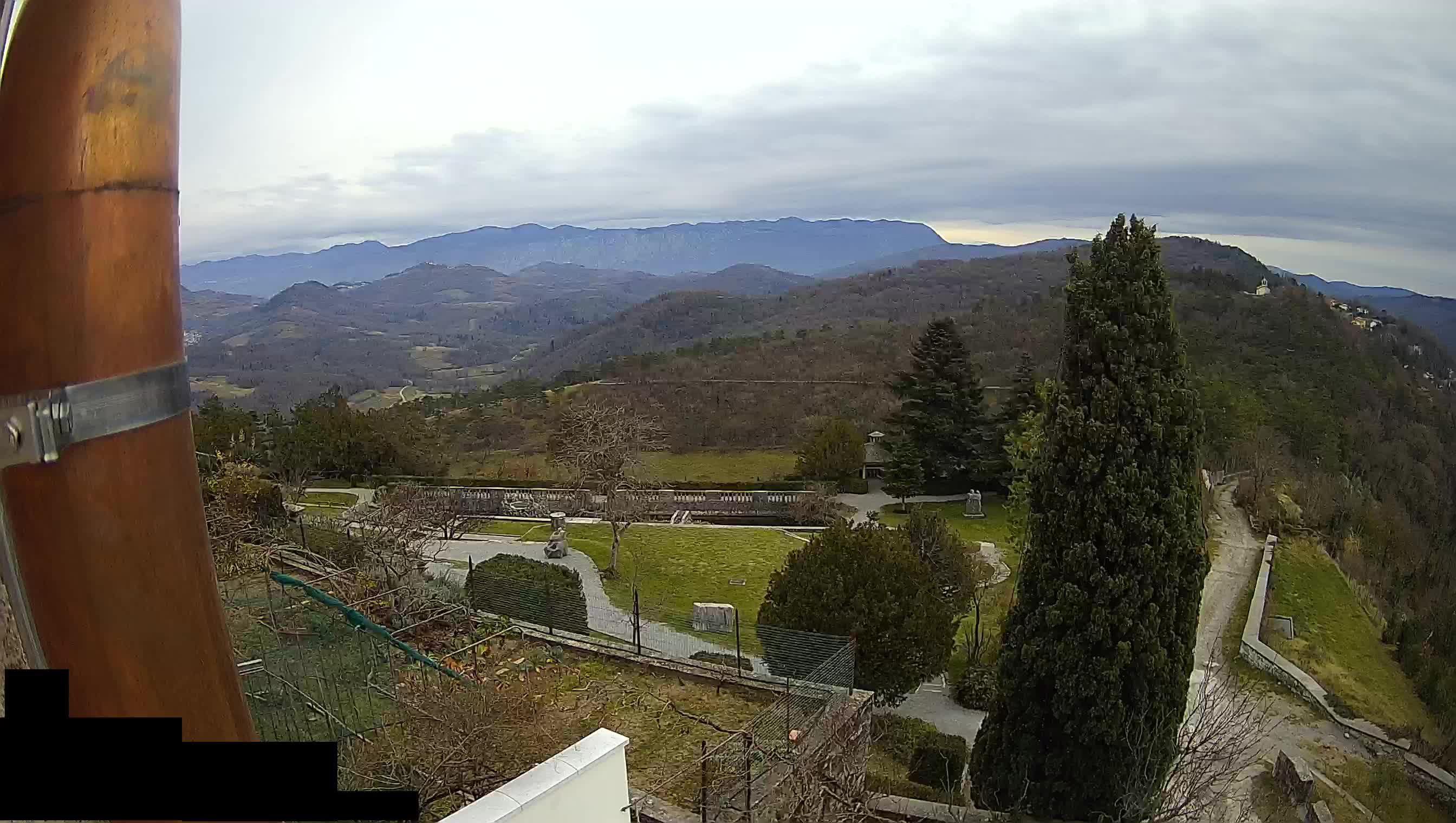 Live Webcam Štanjel –  Ferrari Garden – Slovenia livecam