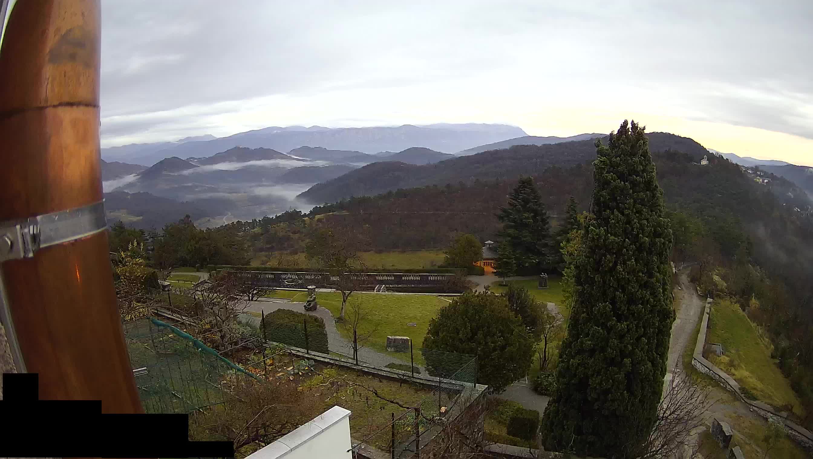 Live Webcam Štanjel –  Ferrari Garden – Slovenia livecam