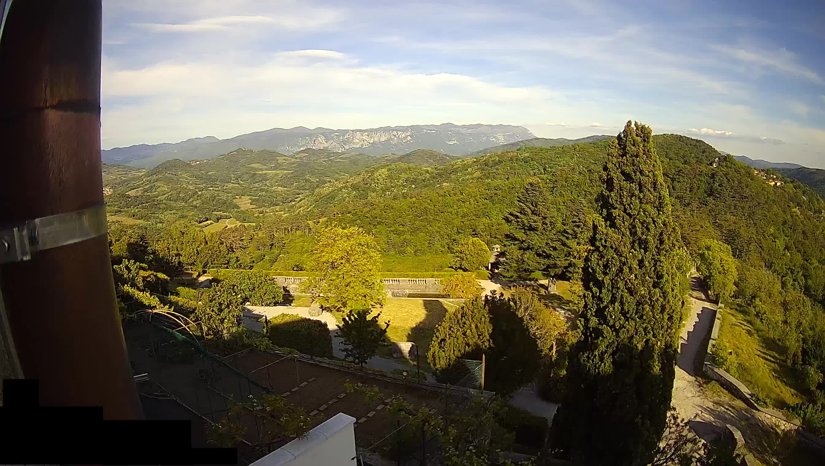 Live Webcam Štanjel –  Ferrari Garden – Slovenia livecam