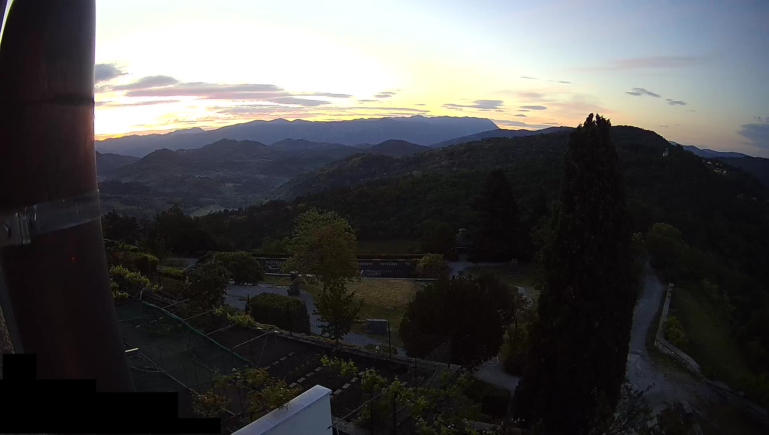 Live Webcam Štanjel –  Ferrari Garden – Slovenia livecam