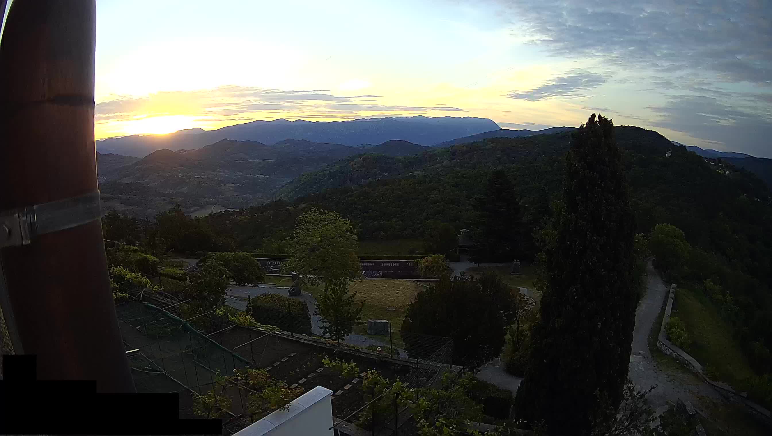Live Webcam Štanjel –  Ferrari Garden – Slovenia livecam
