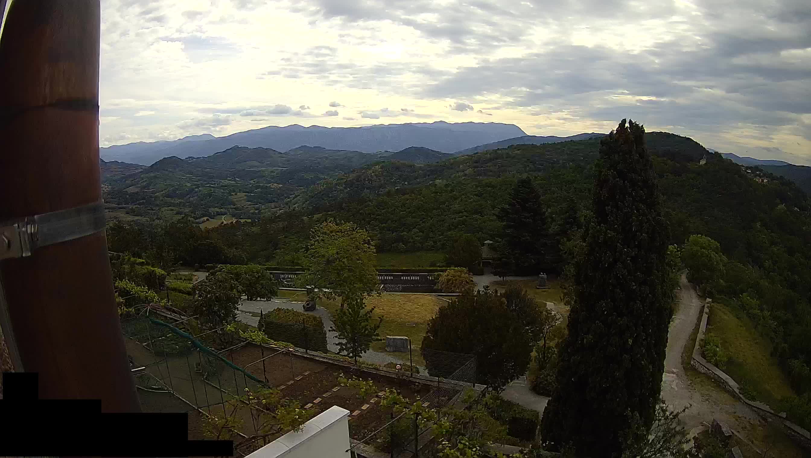 Live Webcam Štanjel –  Ferrari Garden – Slovenia livecam