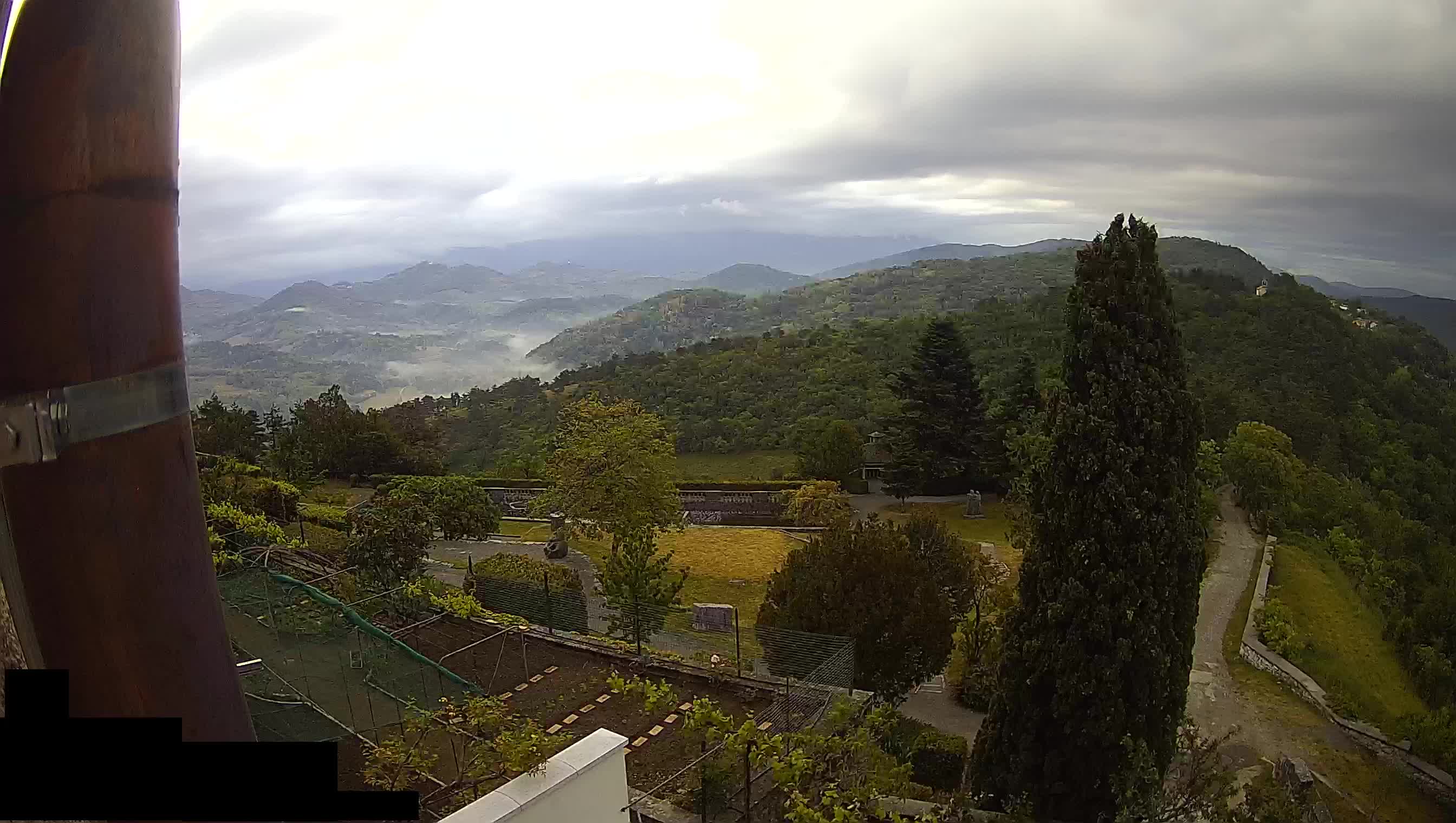 Live Webcam Štanjel –  Ferrari Garden – Slovenia livecam