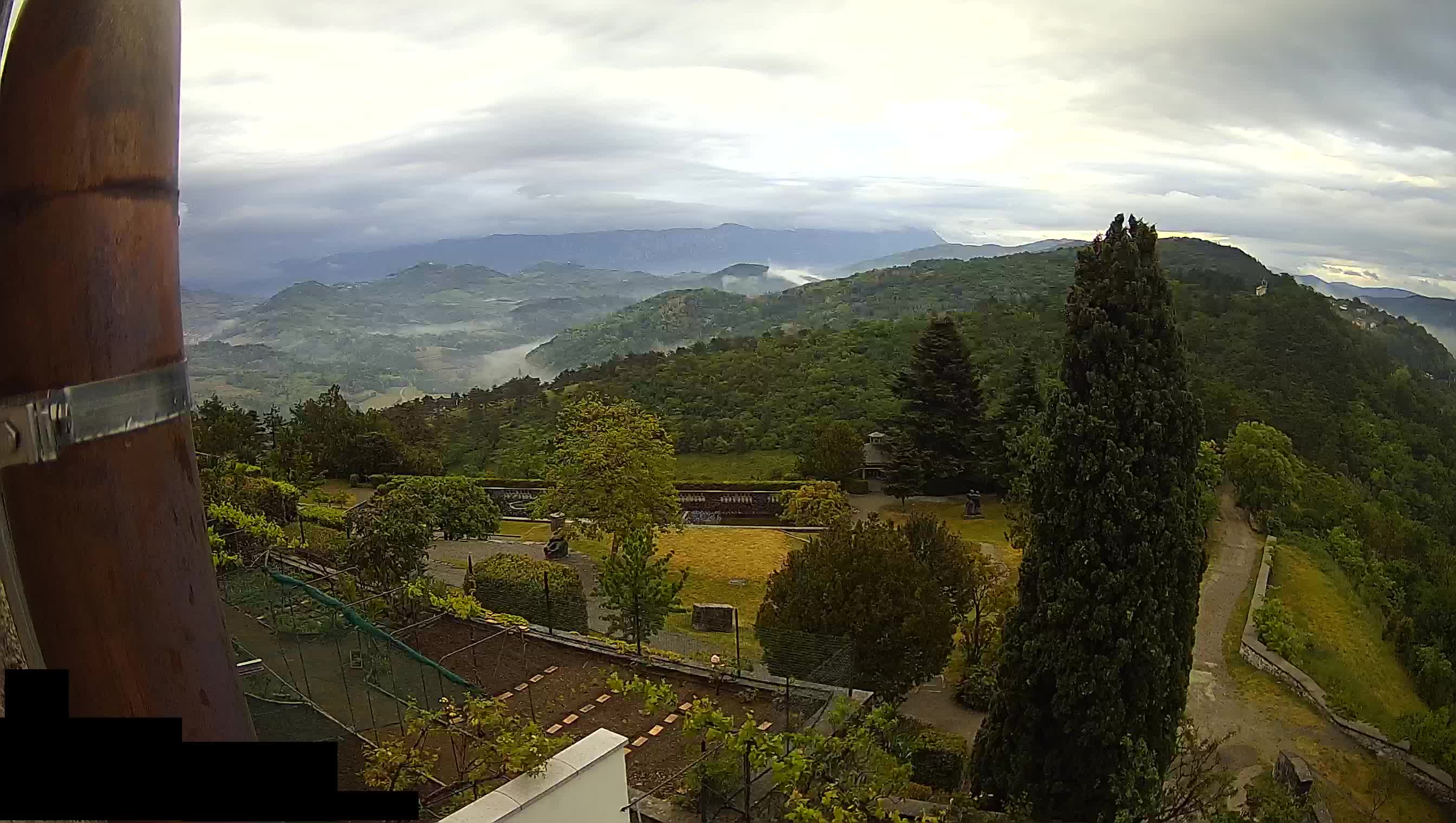 Webcam Štanjel –  Giardini Ferrari – Slovenia livecam