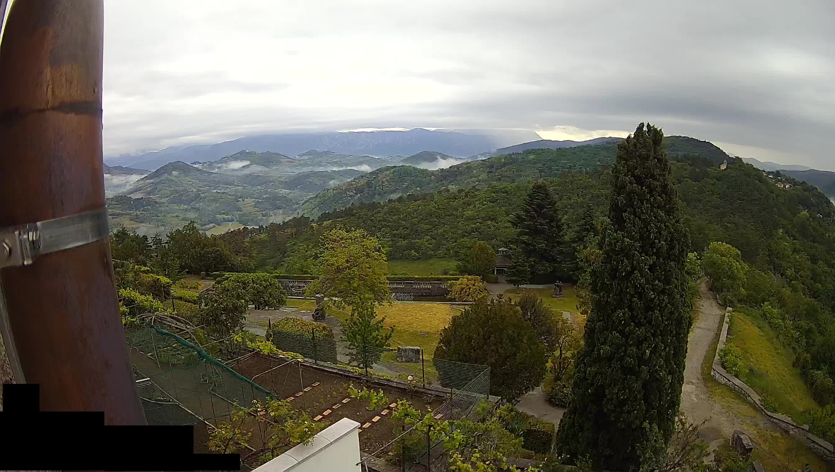 Live Webcam Štanjel –  Ferrari Garden – Slovenia livecam