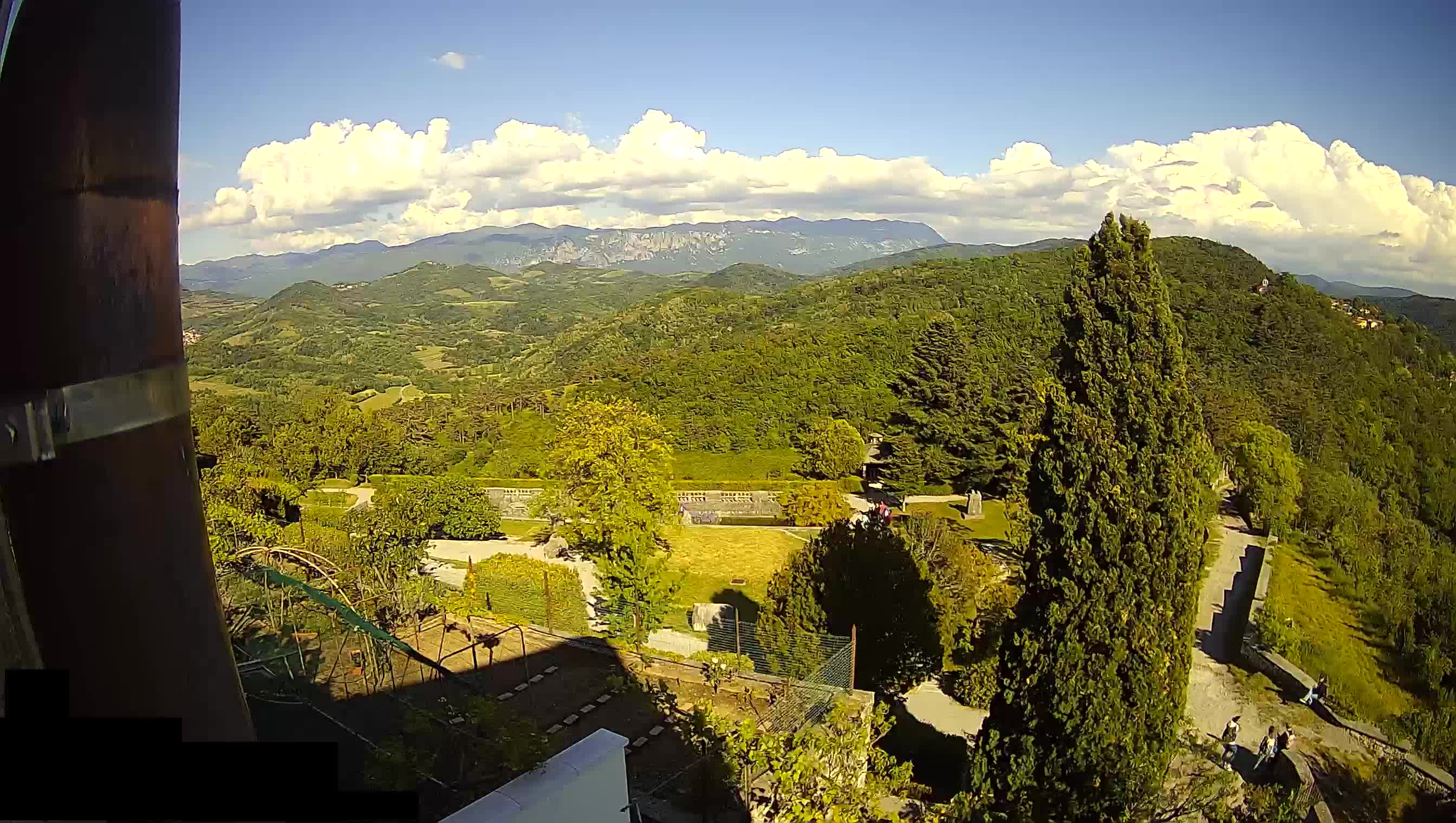 Live Webcam Štanjel –  Ferrari Garden – Slovenia livecam