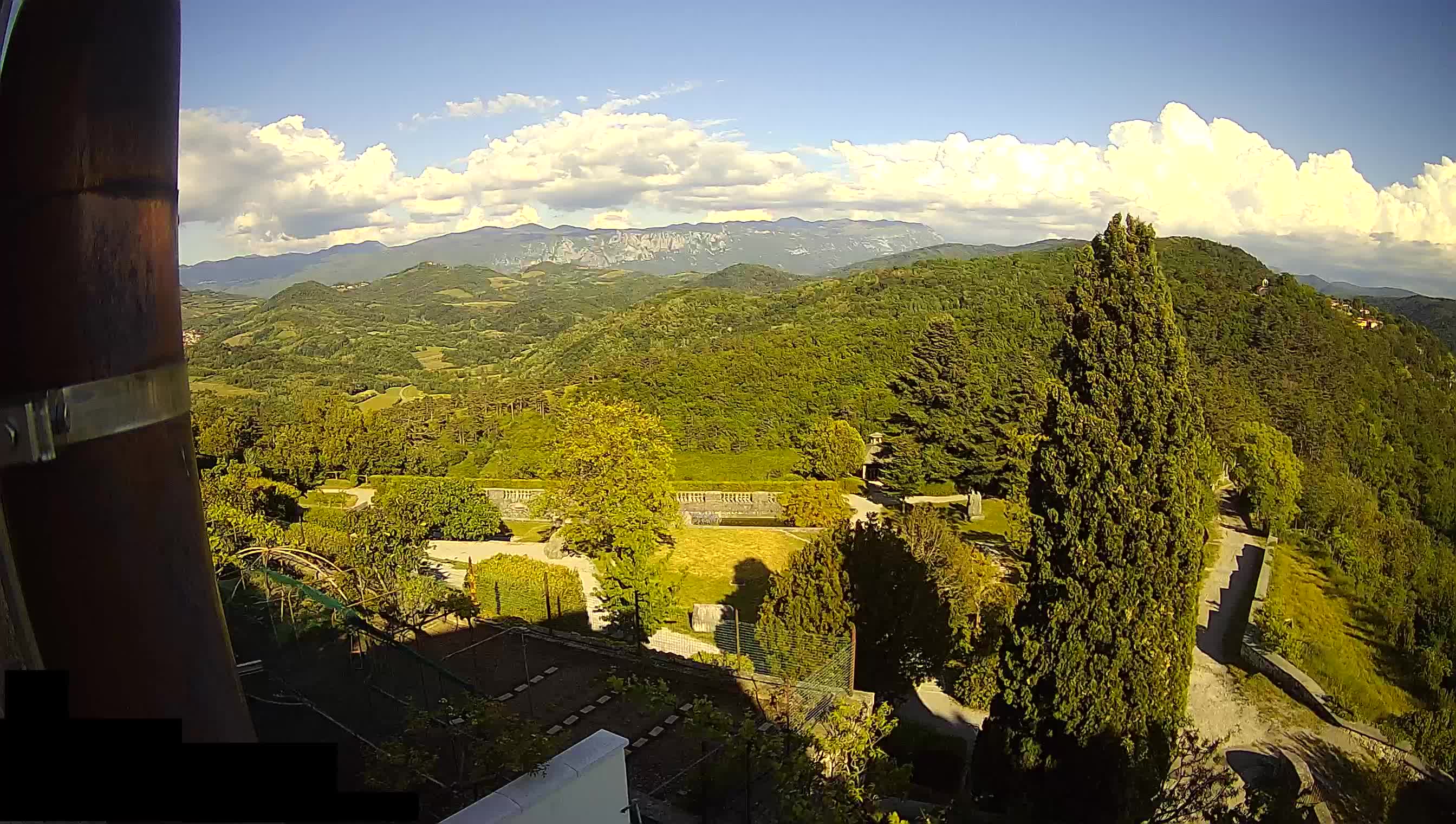 Live Webcam Štanjel –  Ferrari Garden – Slovenia livecam