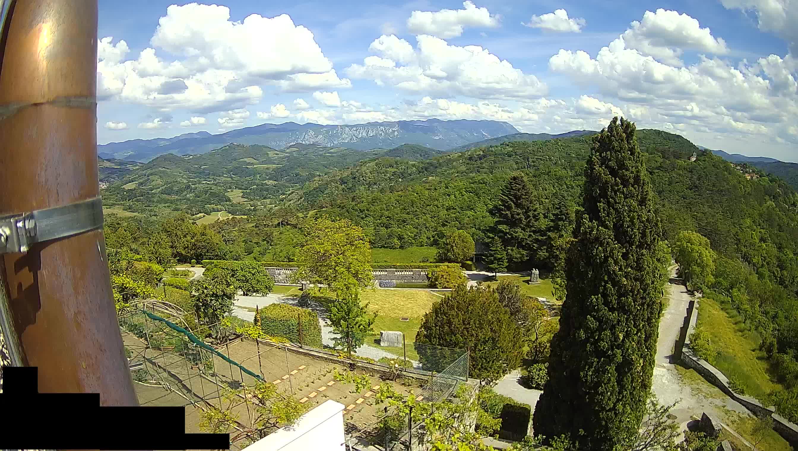 Live Webcam Štanjel –  Ferrari Garden – Slovenia livecam