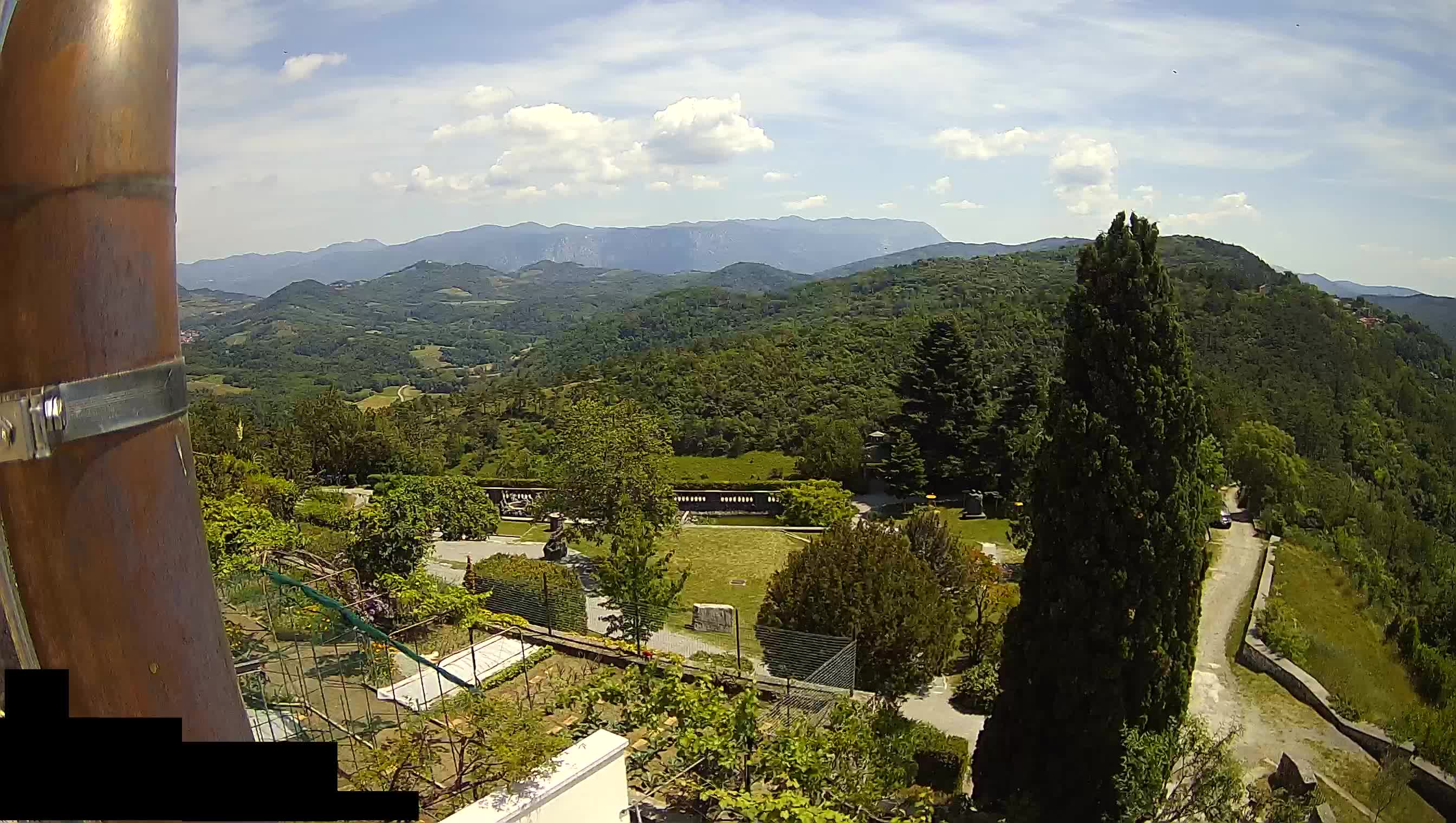 Štanjel – Ferrarijev vrt – Slovenija web kamere