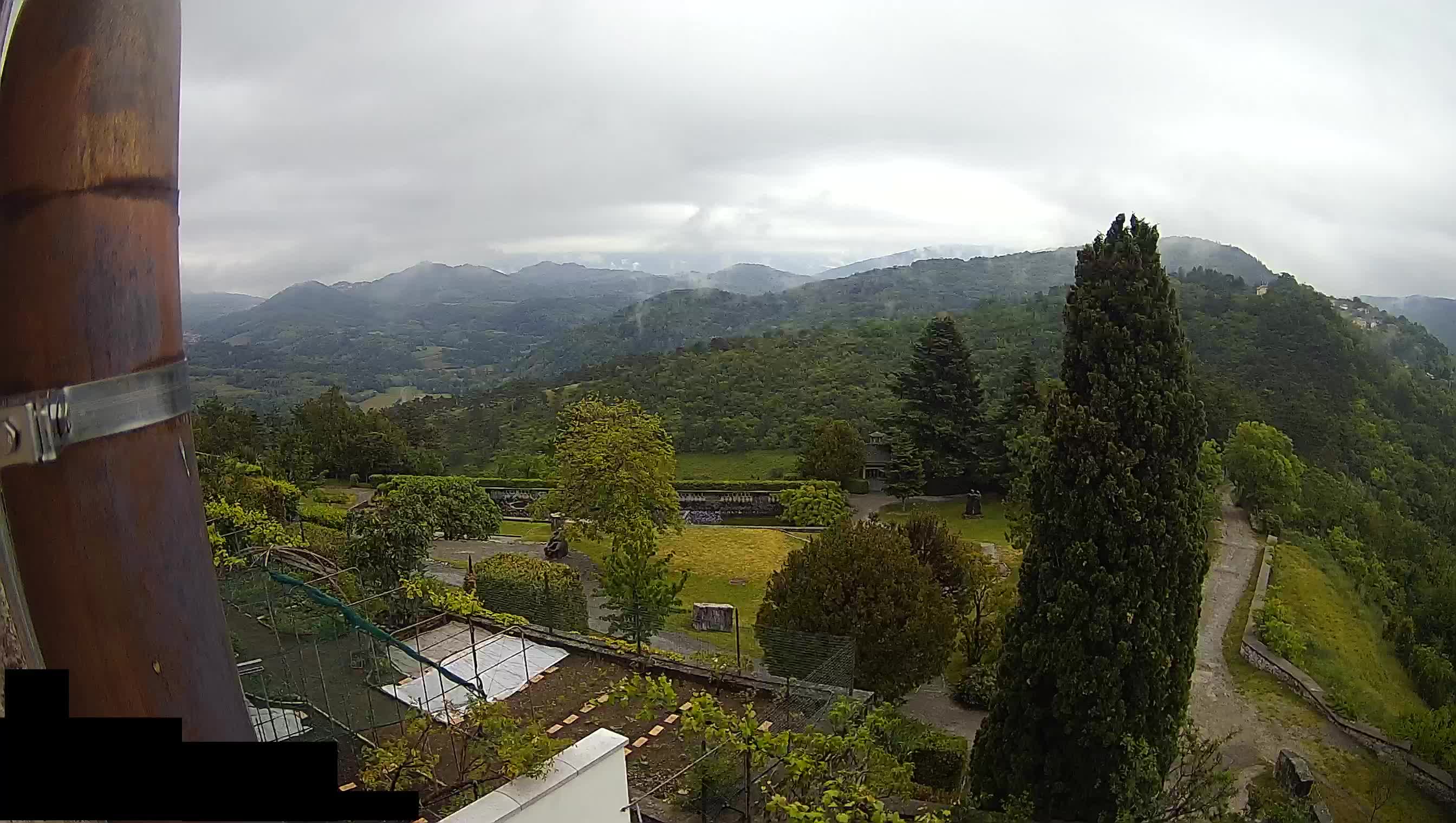 Live Webcam Štanjel –  Ferrari Garden – Slovenia livecam
