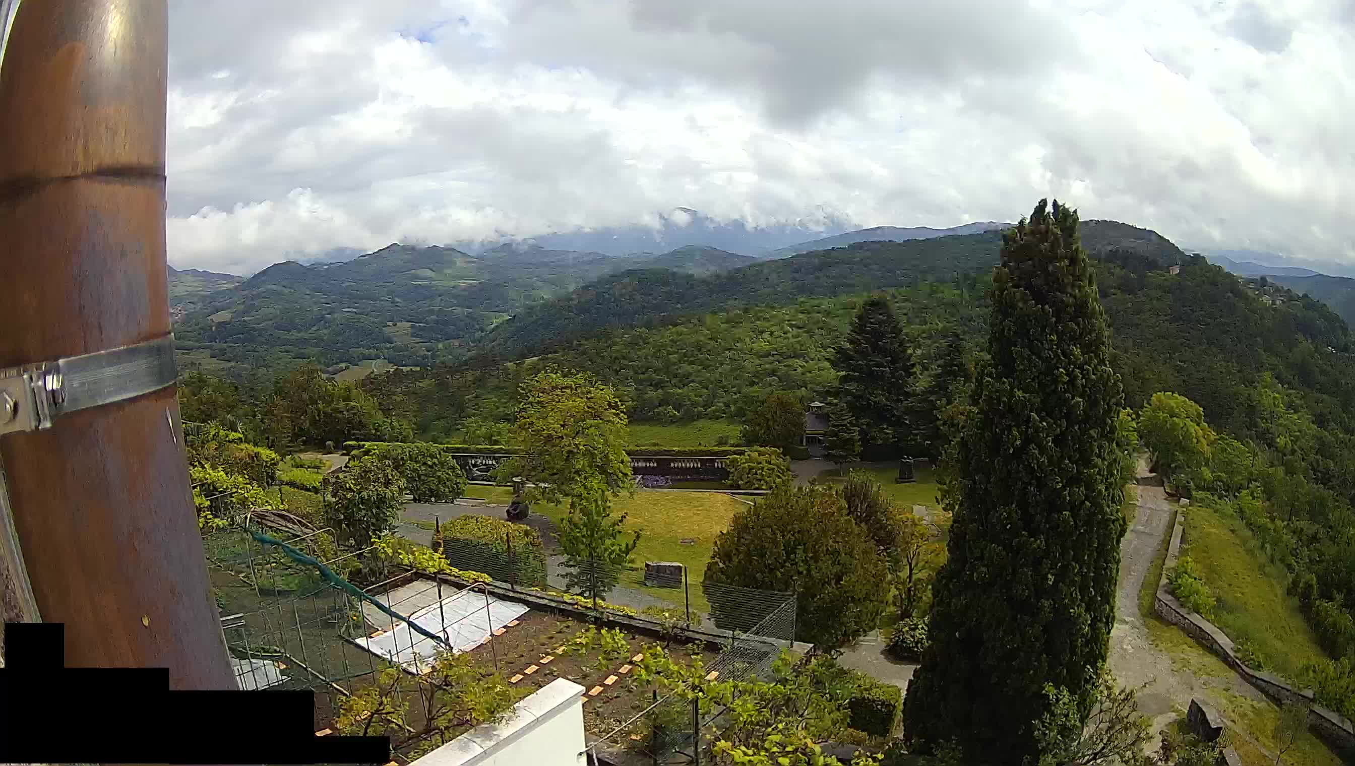 Webcam Štanjel –  Giardini Ferrari – Slovenia livecam