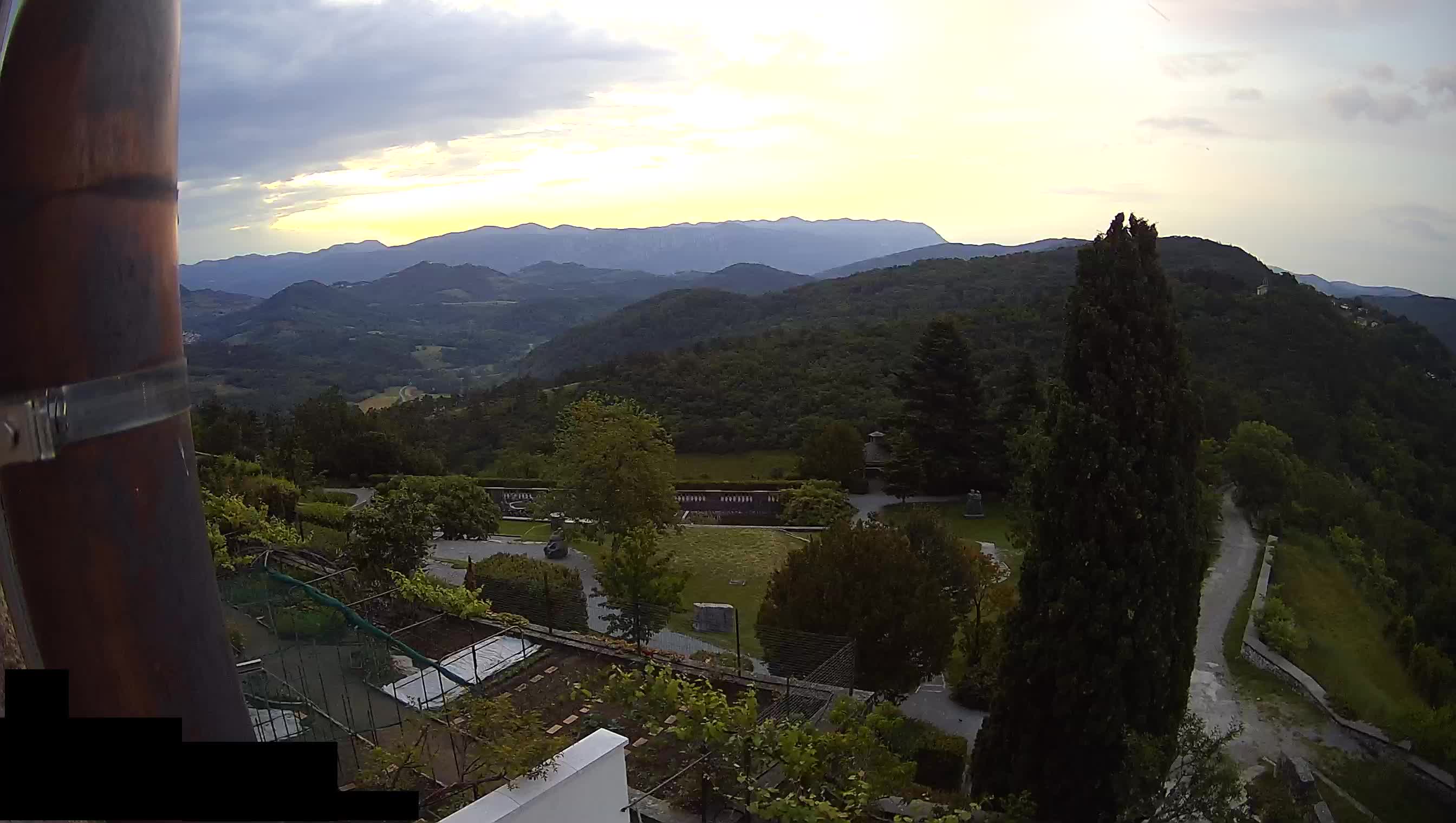 Webcam Štanjel –  Giardini Ferrari – Slovenia livecam